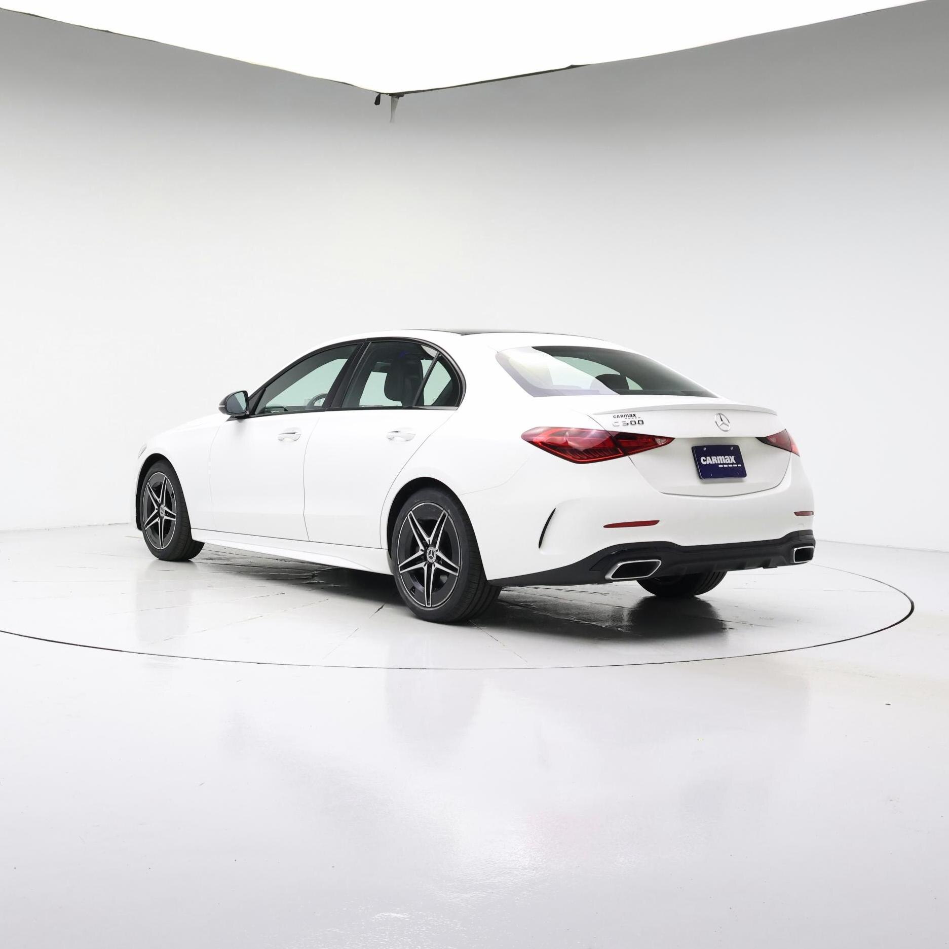 Thumbnail: 2023 Mercedes-Benz C-Class - 2