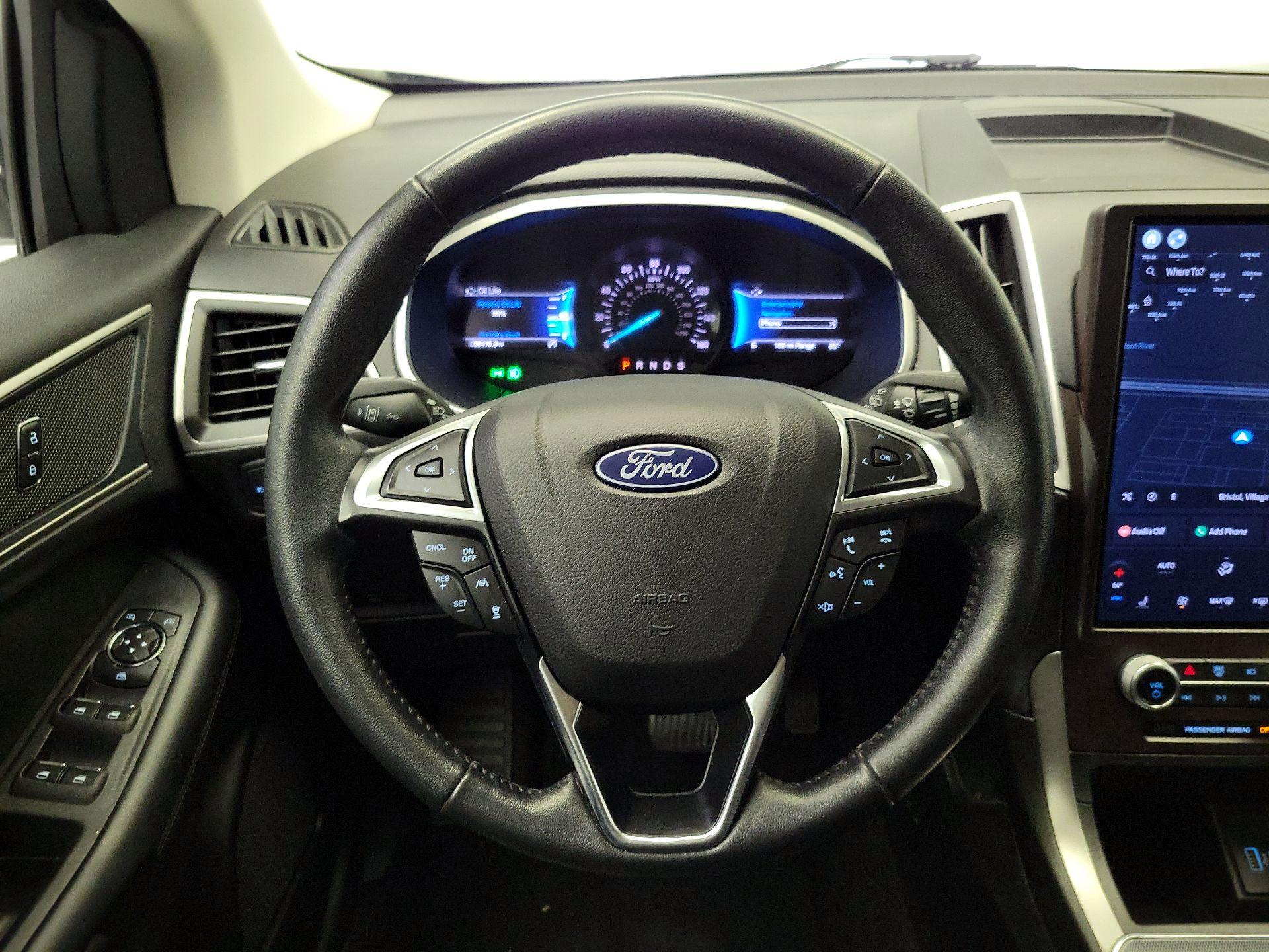 Thumbnail: 2021 Ford Edge - 10
