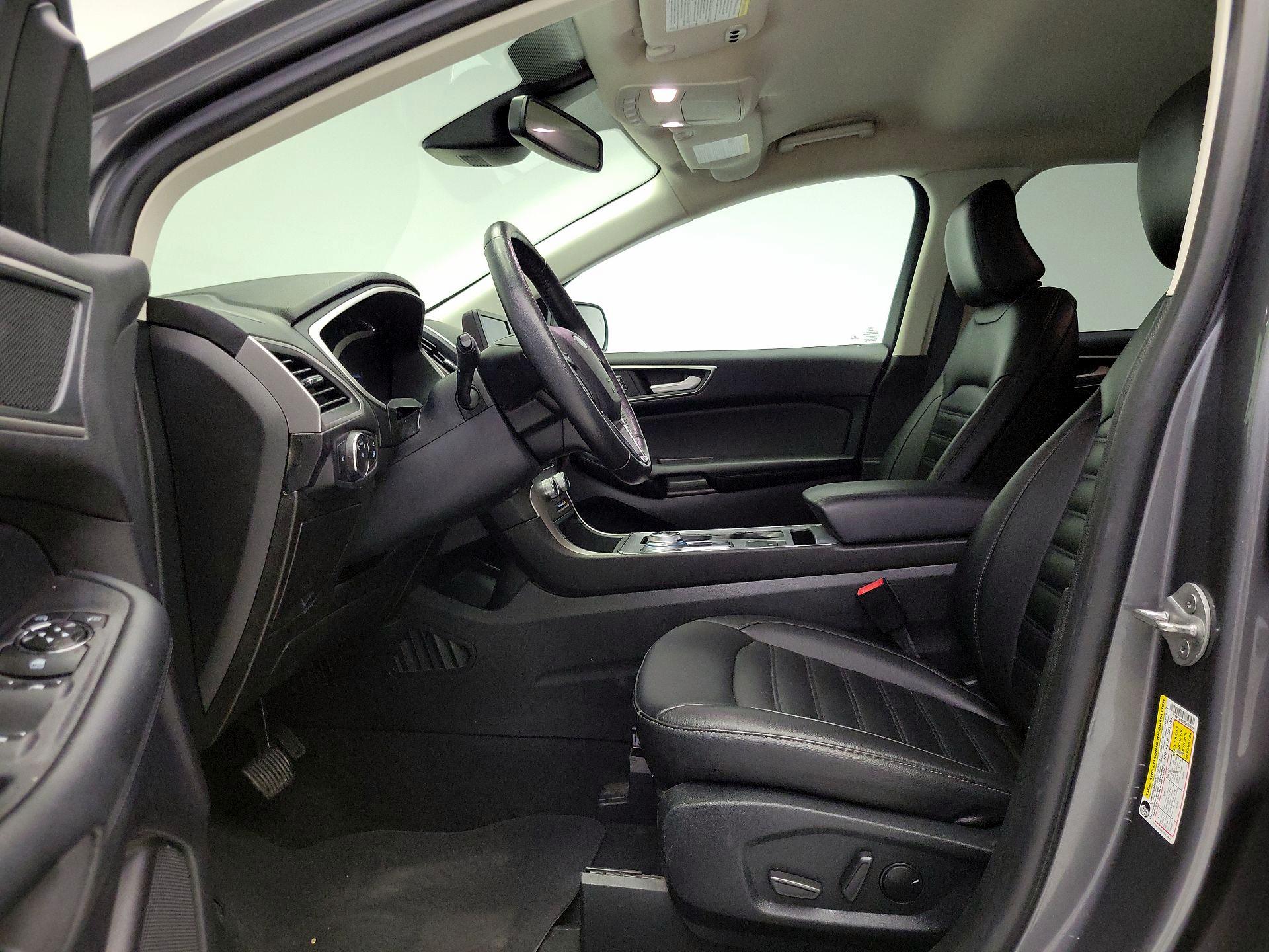 Thumbnail: 2021 Ford Edge - 11