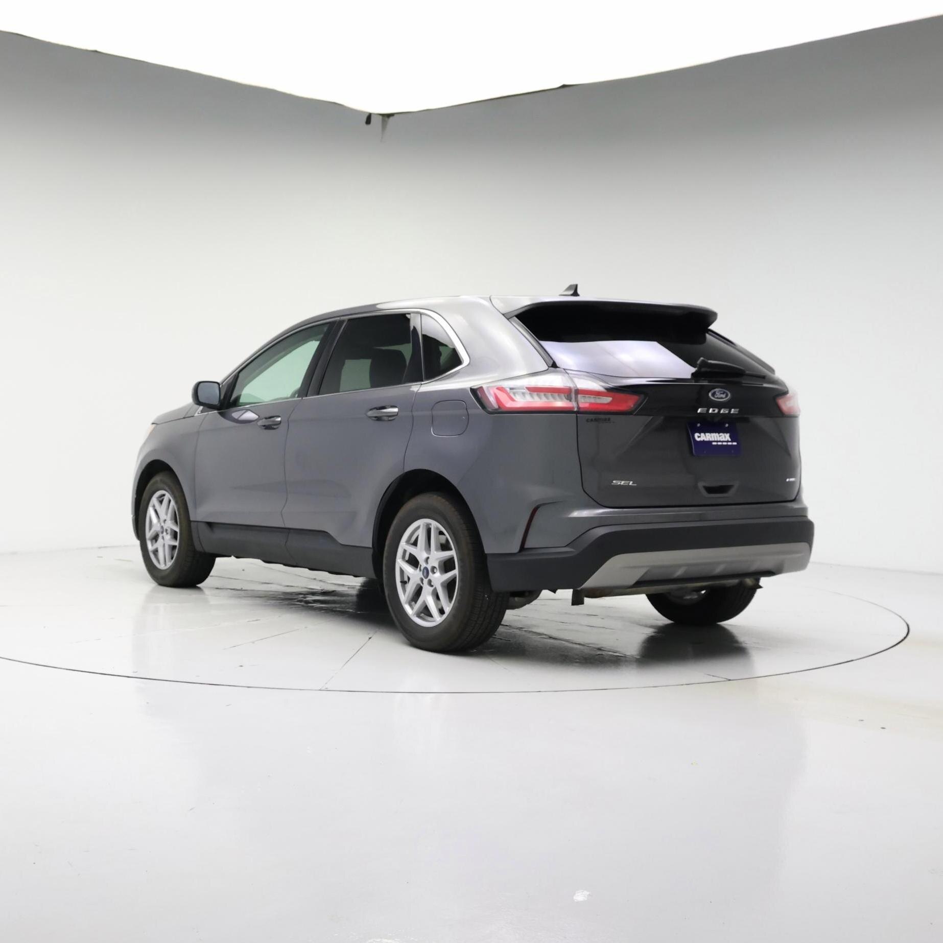 Thumbnail: 2021 Ford Edge - 2