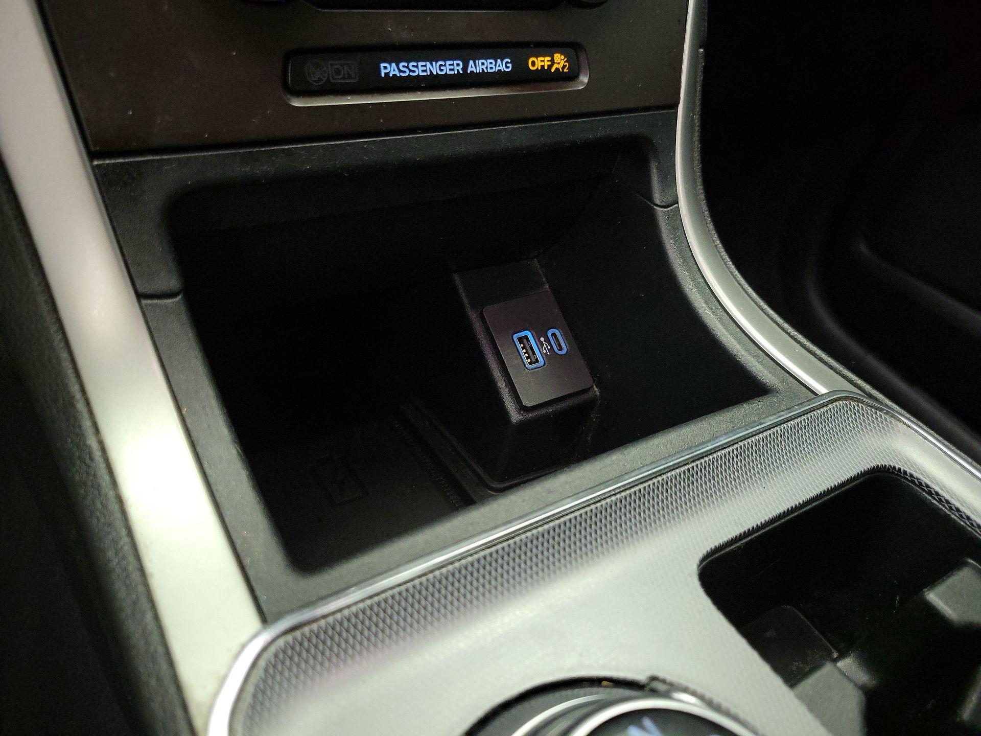Thumbnail: 2021 Ford Edge - 19