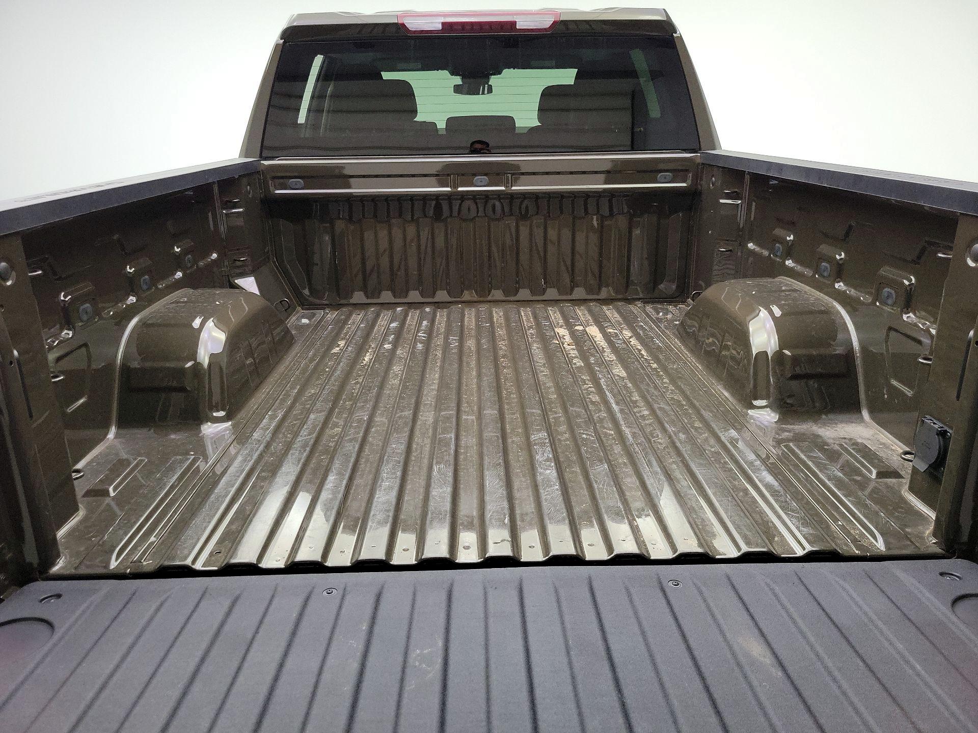 Thumbnail: 2023 Chevrolet Silverado 1500 - 20