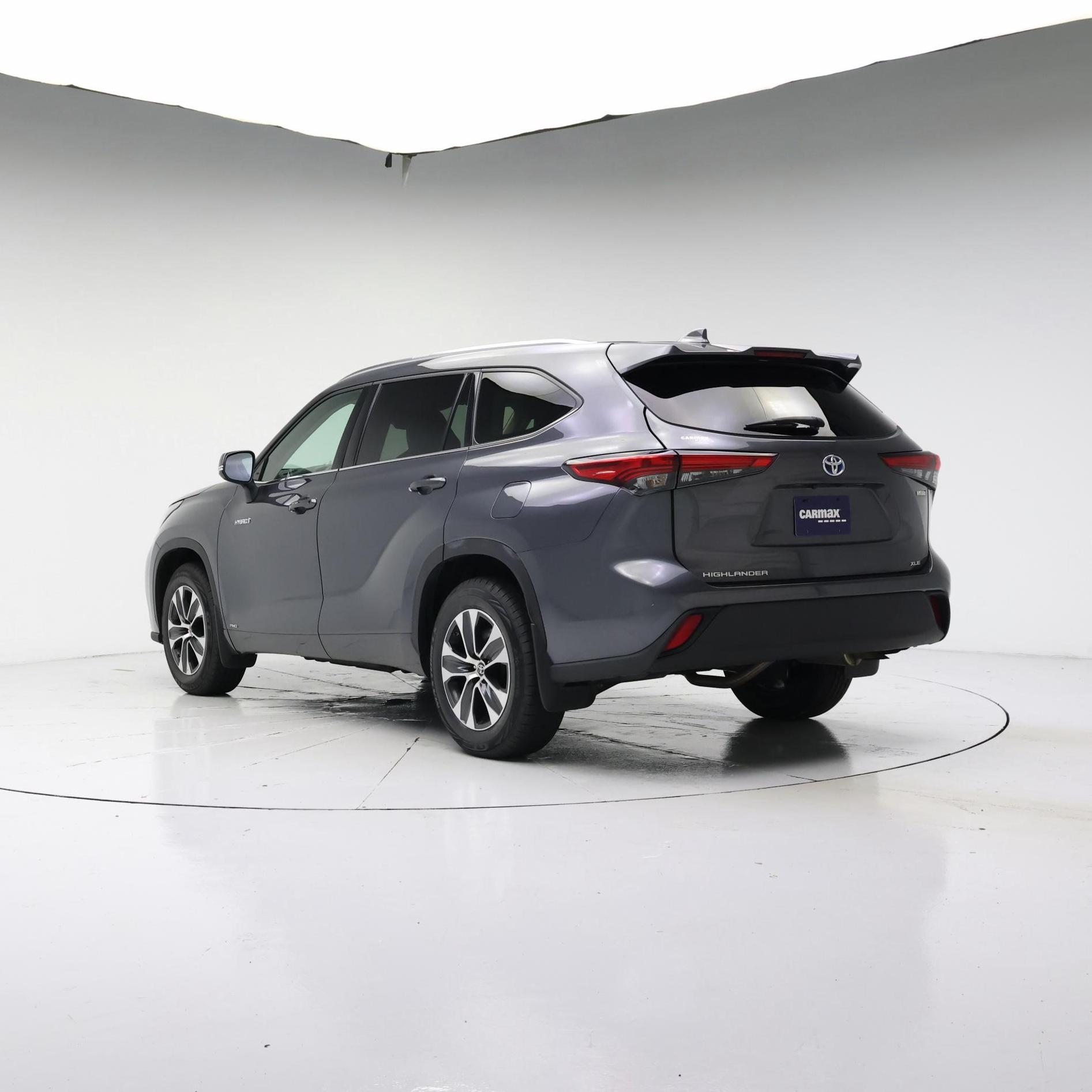 Thumbnail: 2020 Toyota Highlander - 2