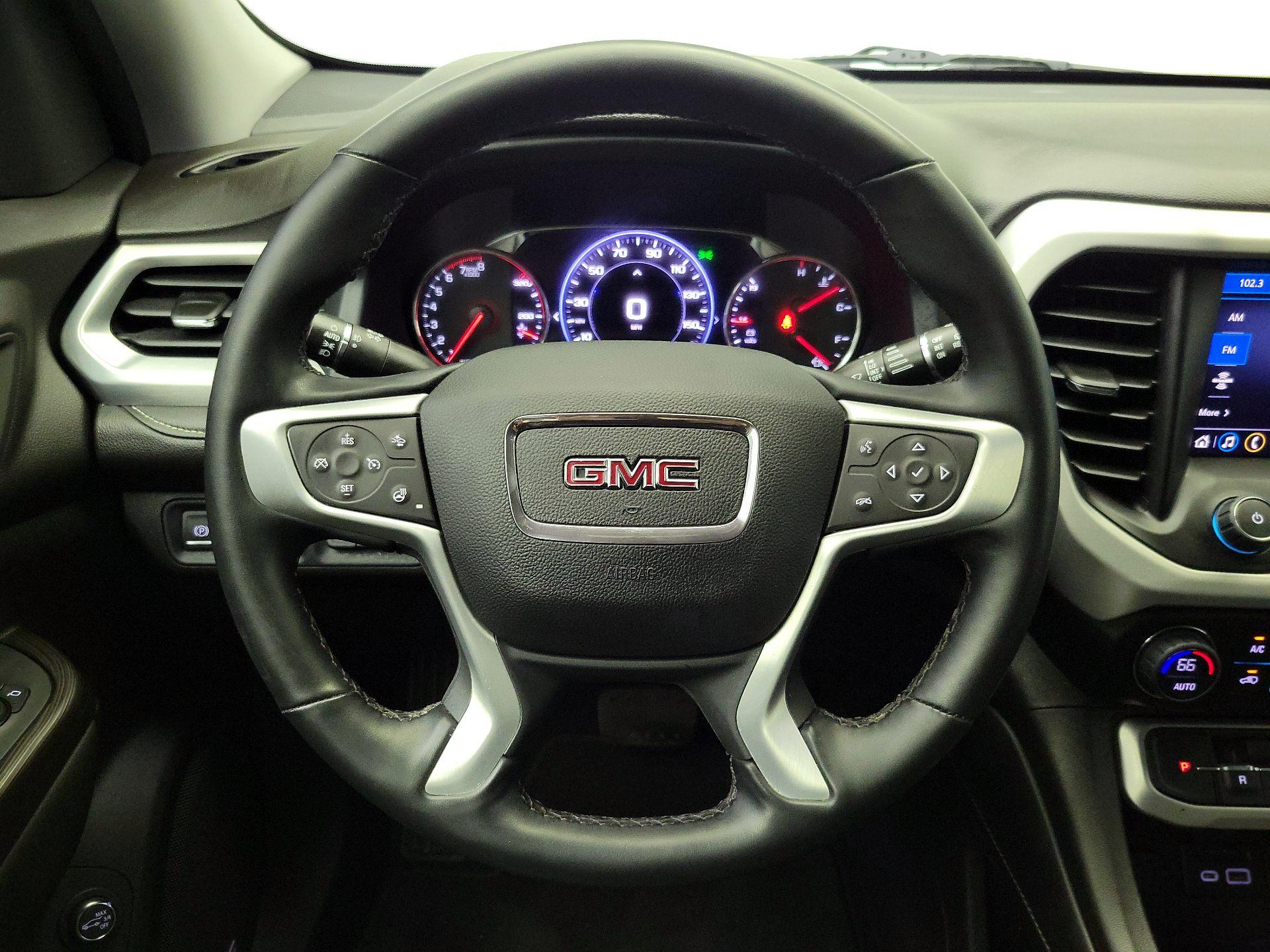 Thumbnail: 2023 GMC Acadia - 10