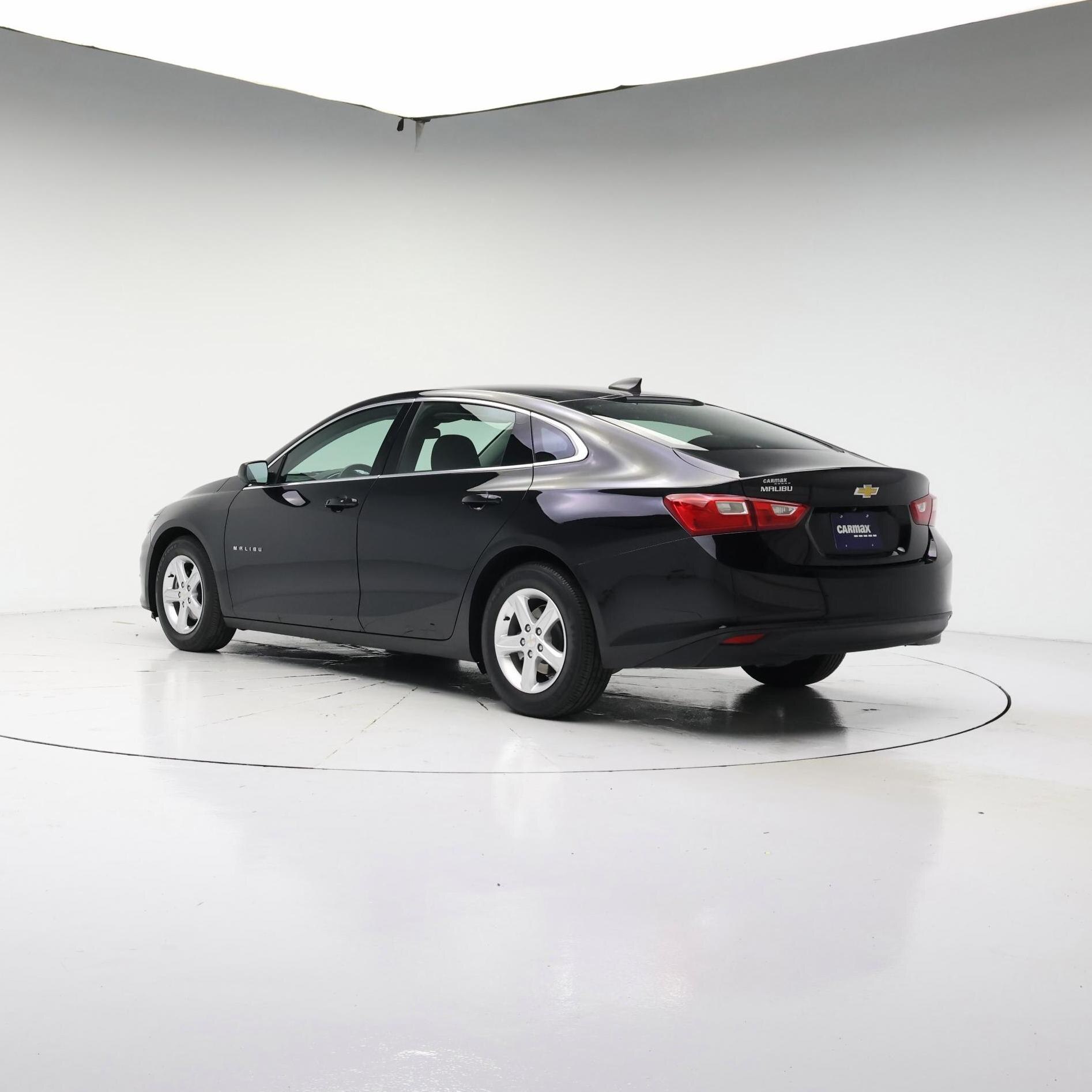 Thumbnail: 2023 Chevrolet Malibu - 2