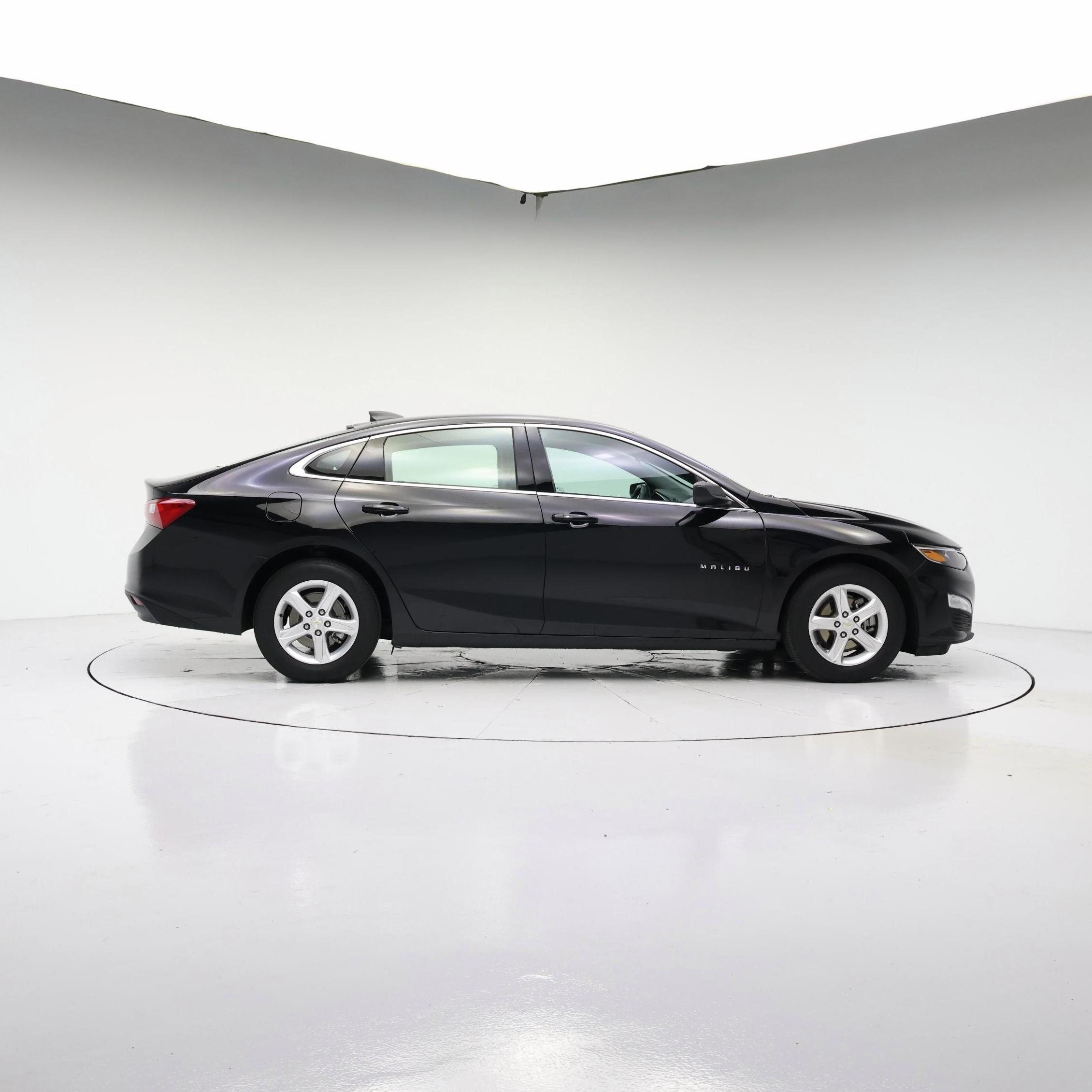 Thumbnail: 2023 Chevrolet Malibu - 7