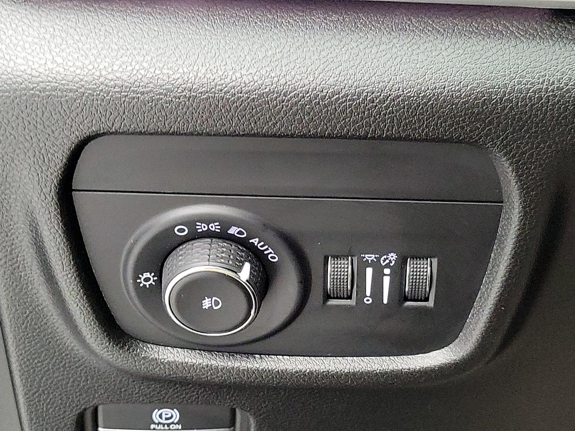Thumbnail: 2024 Jeep Grand Cherokee - 13