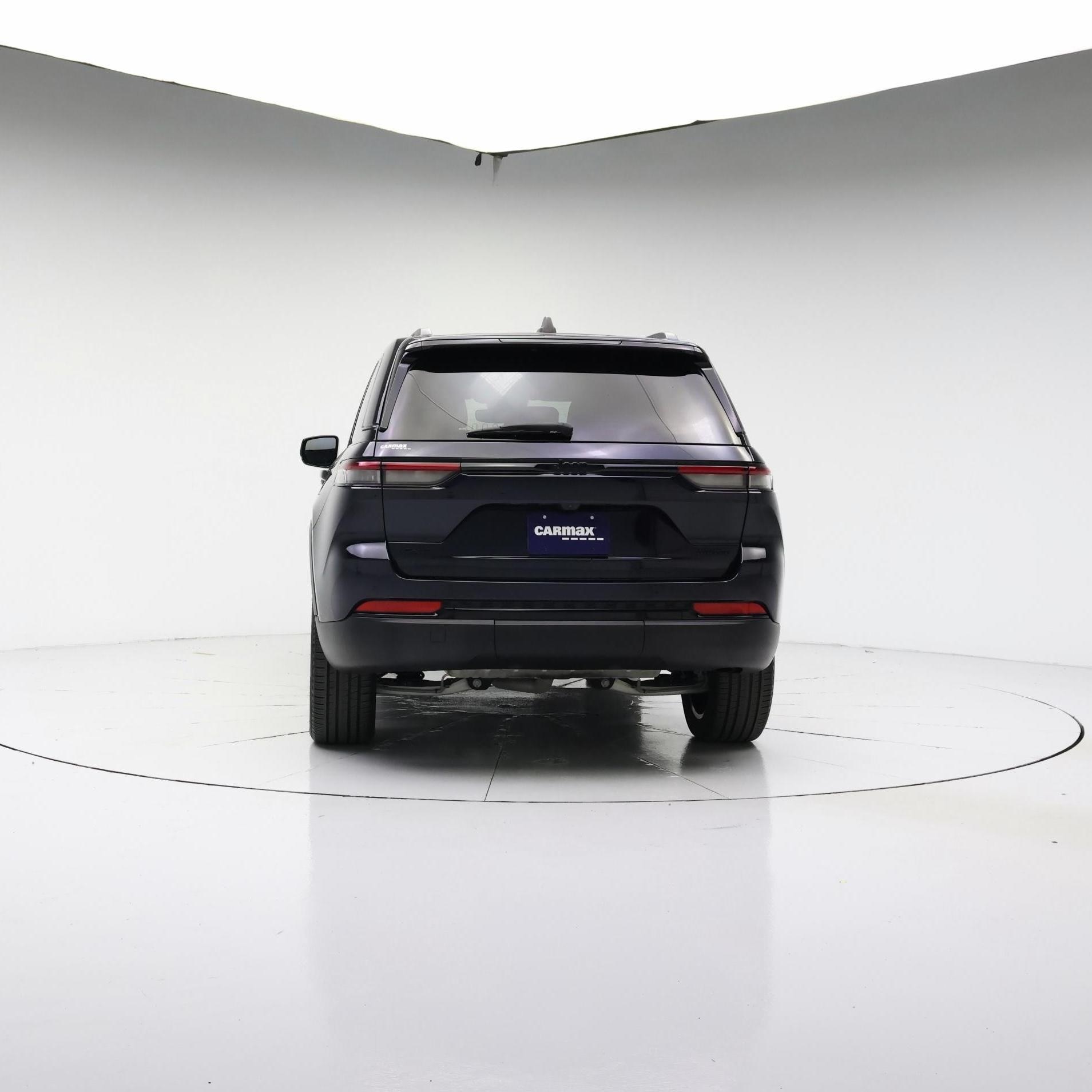 Thumbnail: 2024 Jeep Grand Cherokee - 6