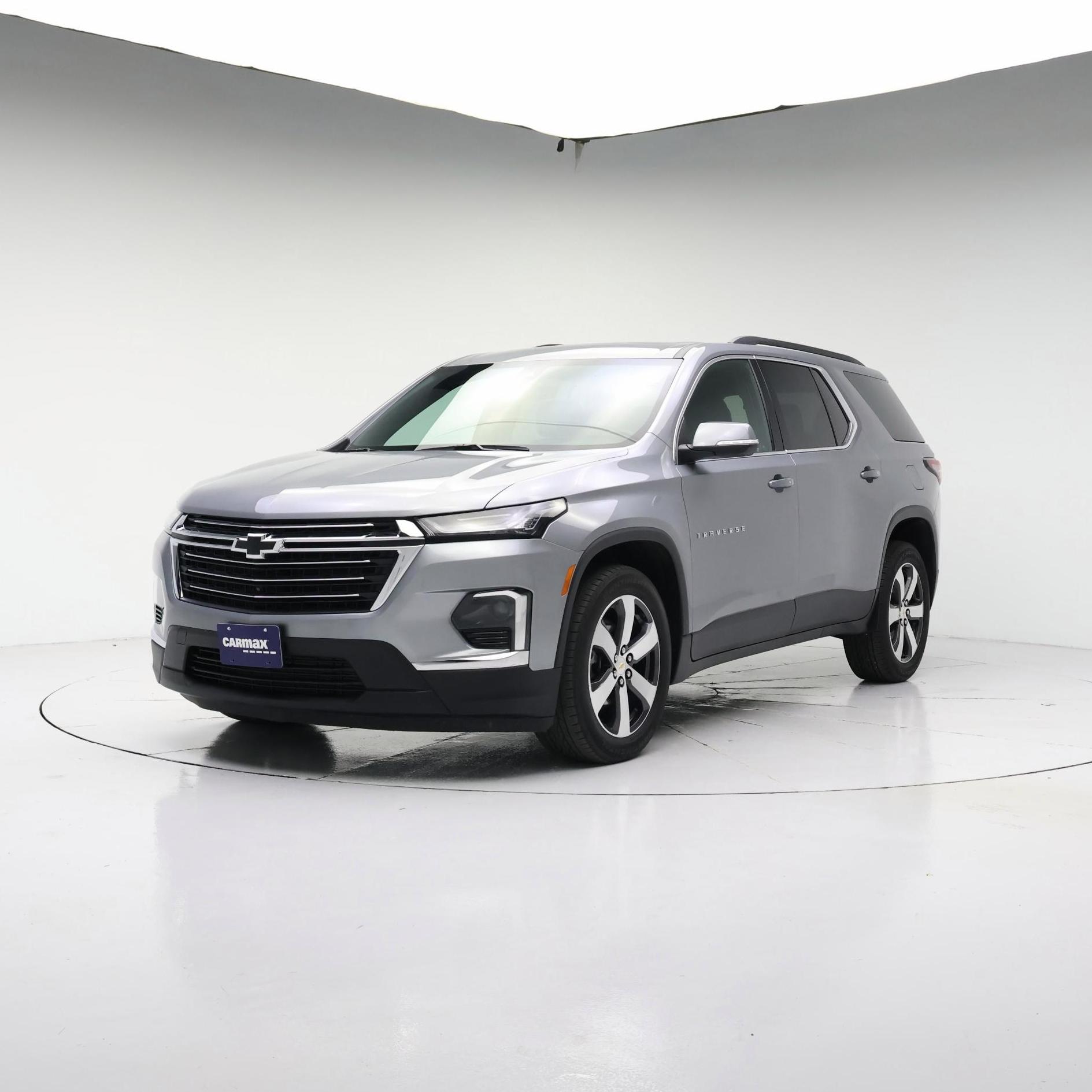 Thumbnail: 2023 Chevrolet Traverse - 4
