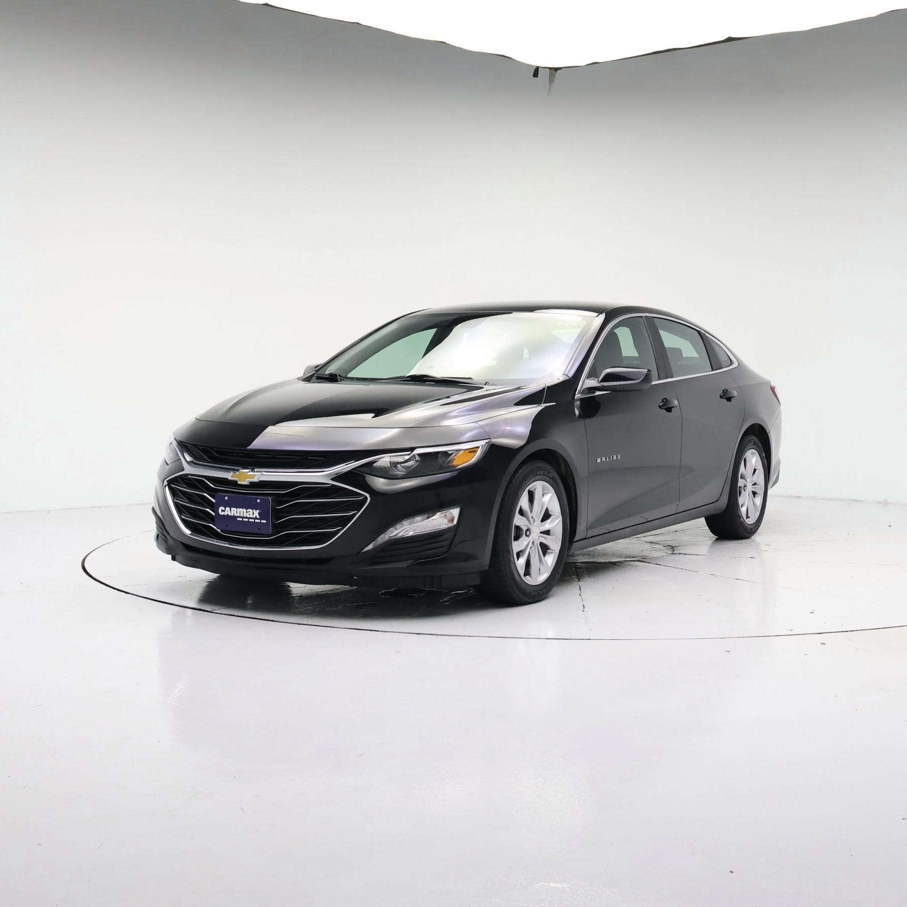Thumbnail: 2022 Chevrolet Malibu - 4