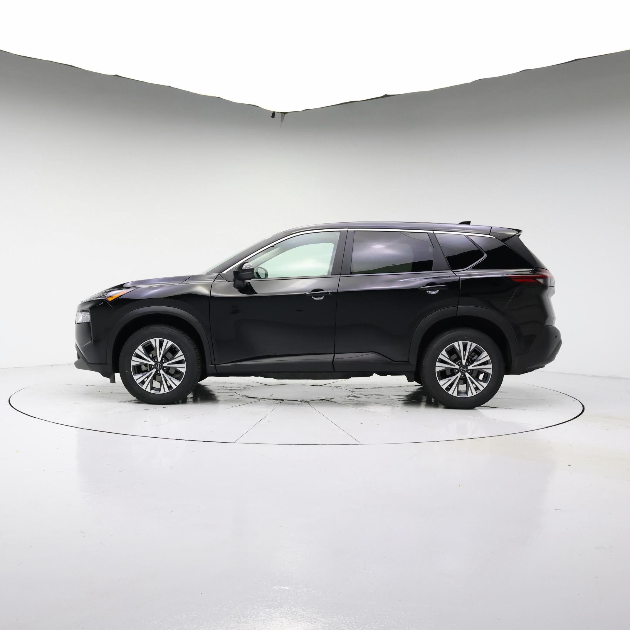 Thumbnail: 2022 Nissan Rogue - 3
