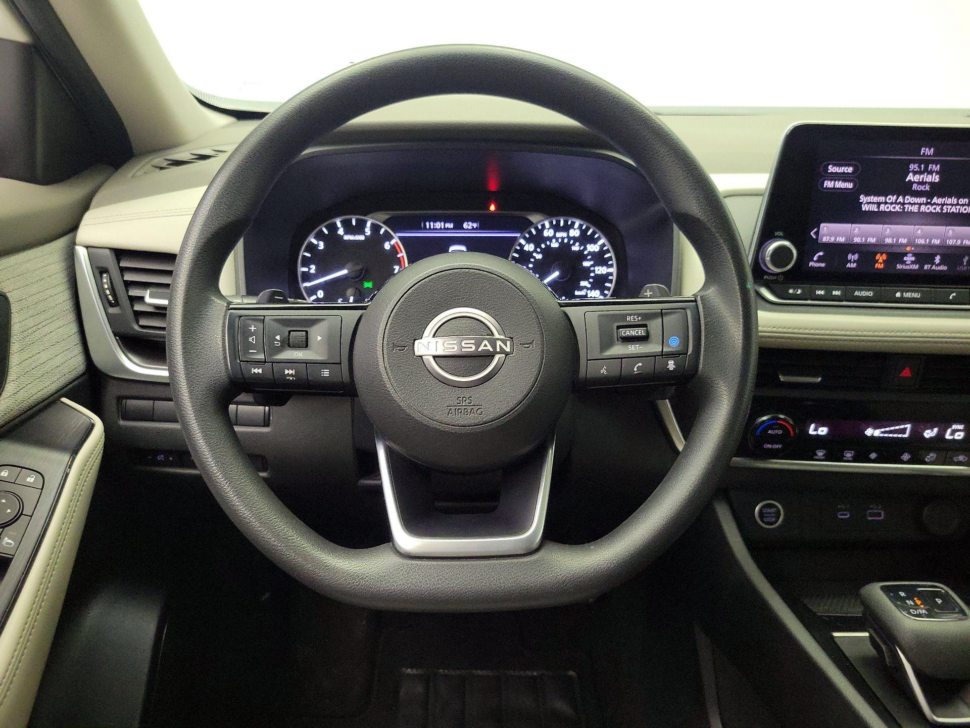 Thumbnail: 2023 Nissan Rogue - 10