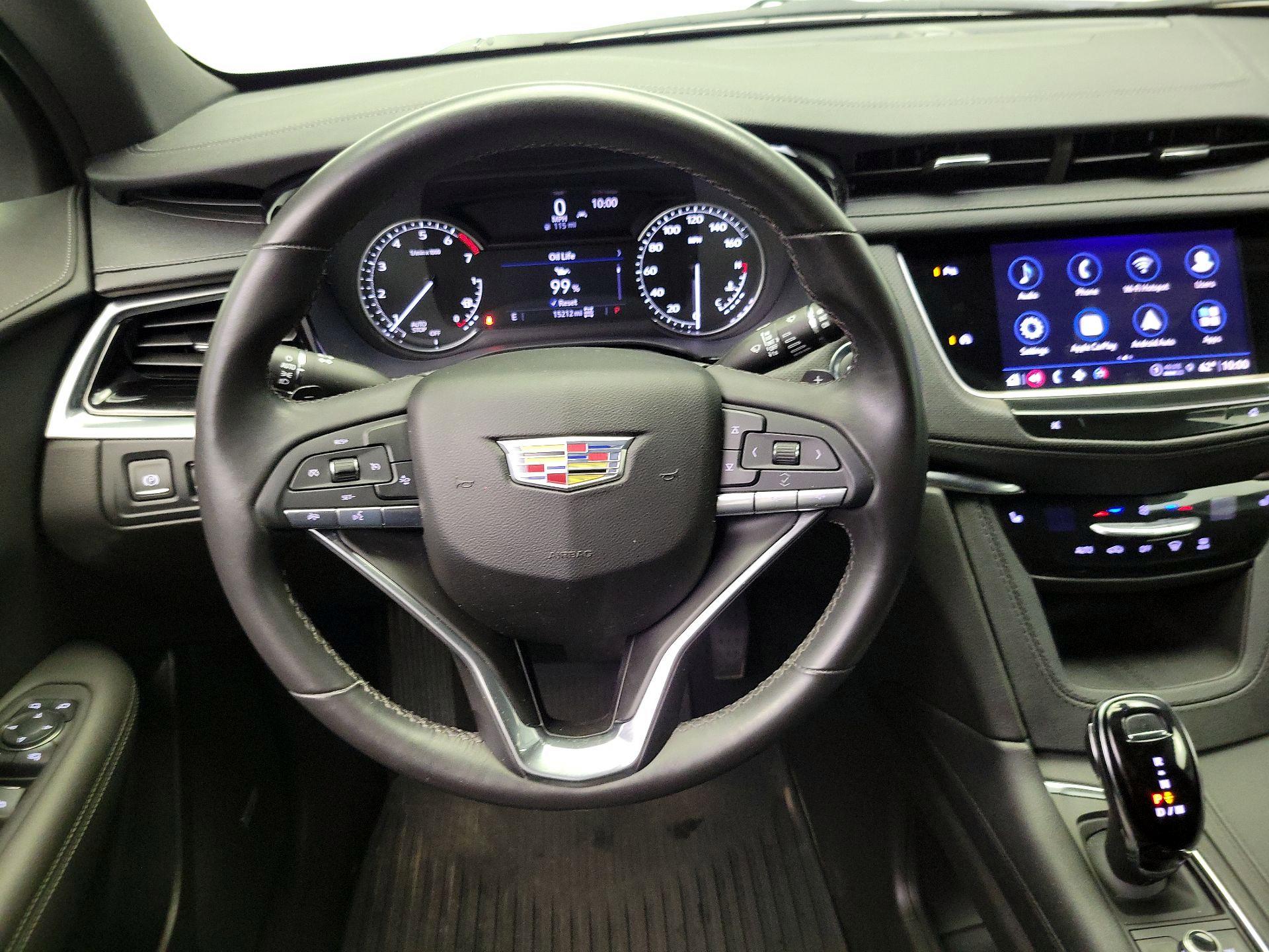 Thumbnail: 2024 Cadillac XT6 - 10