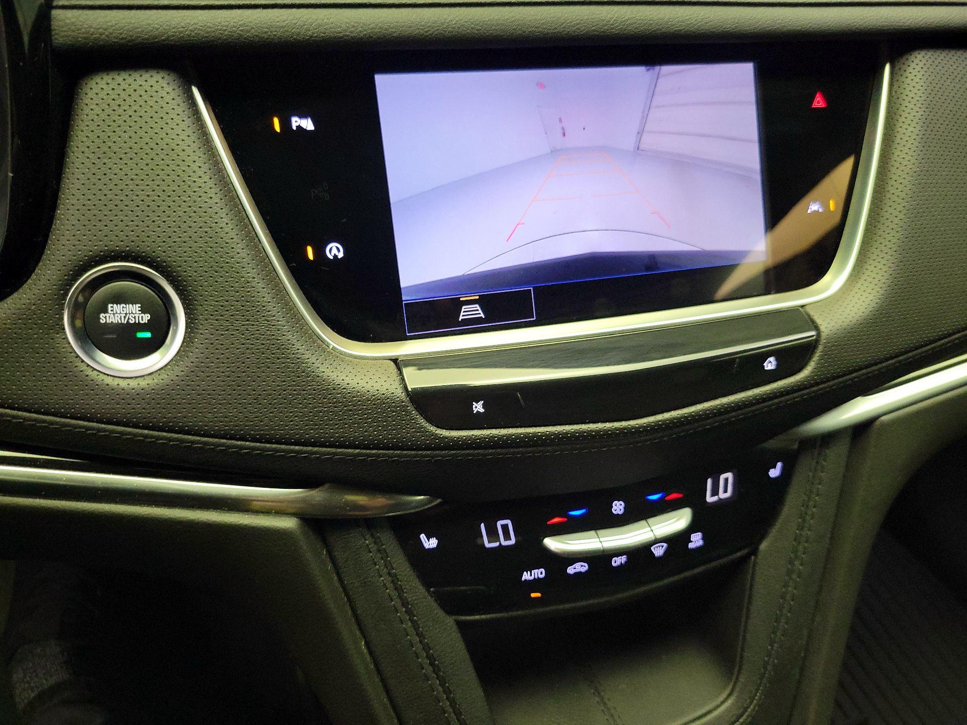 Thumbnail: 2024 Cadillac XT6 - 15