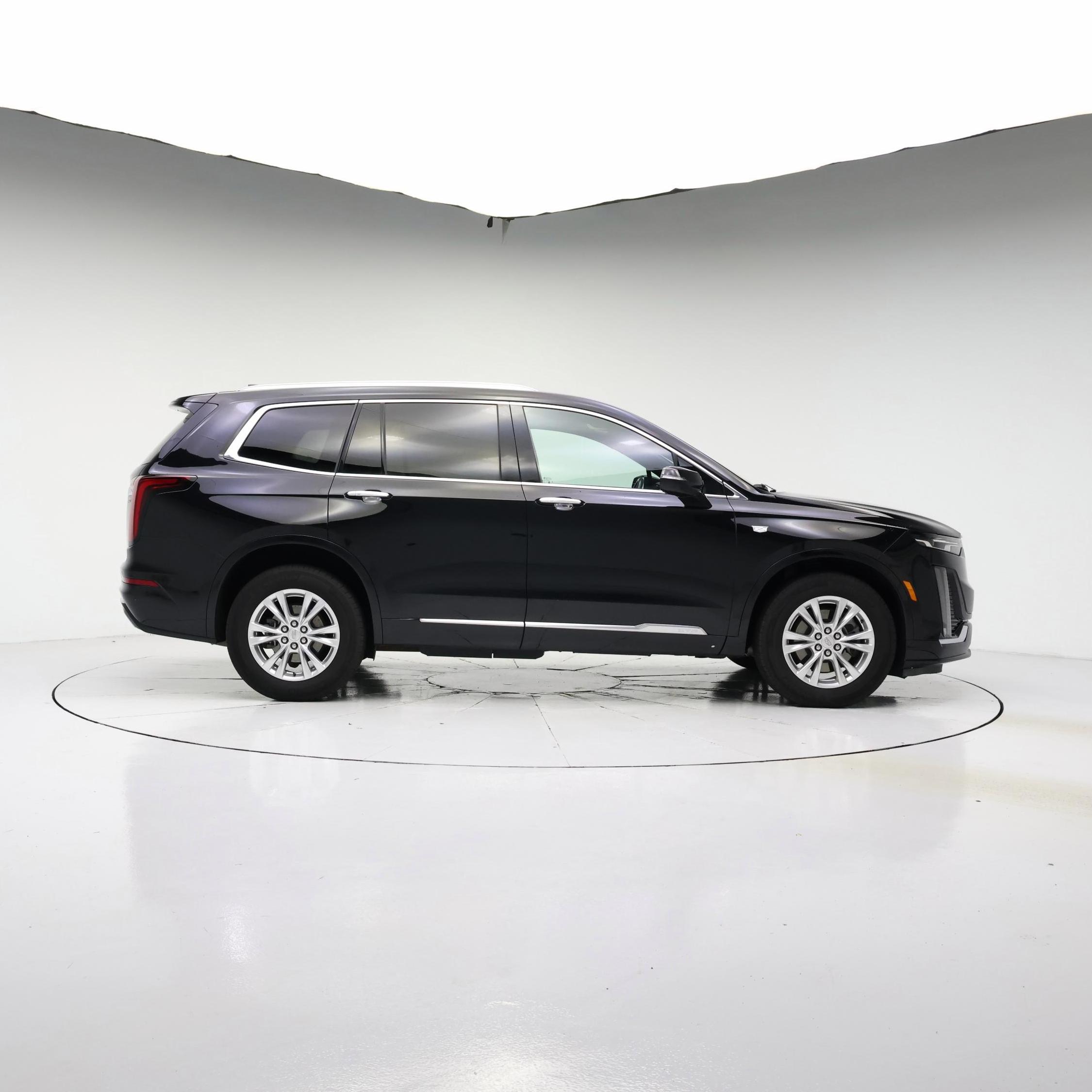 Thumbnail: 2024 Cadillac XT6 - 7