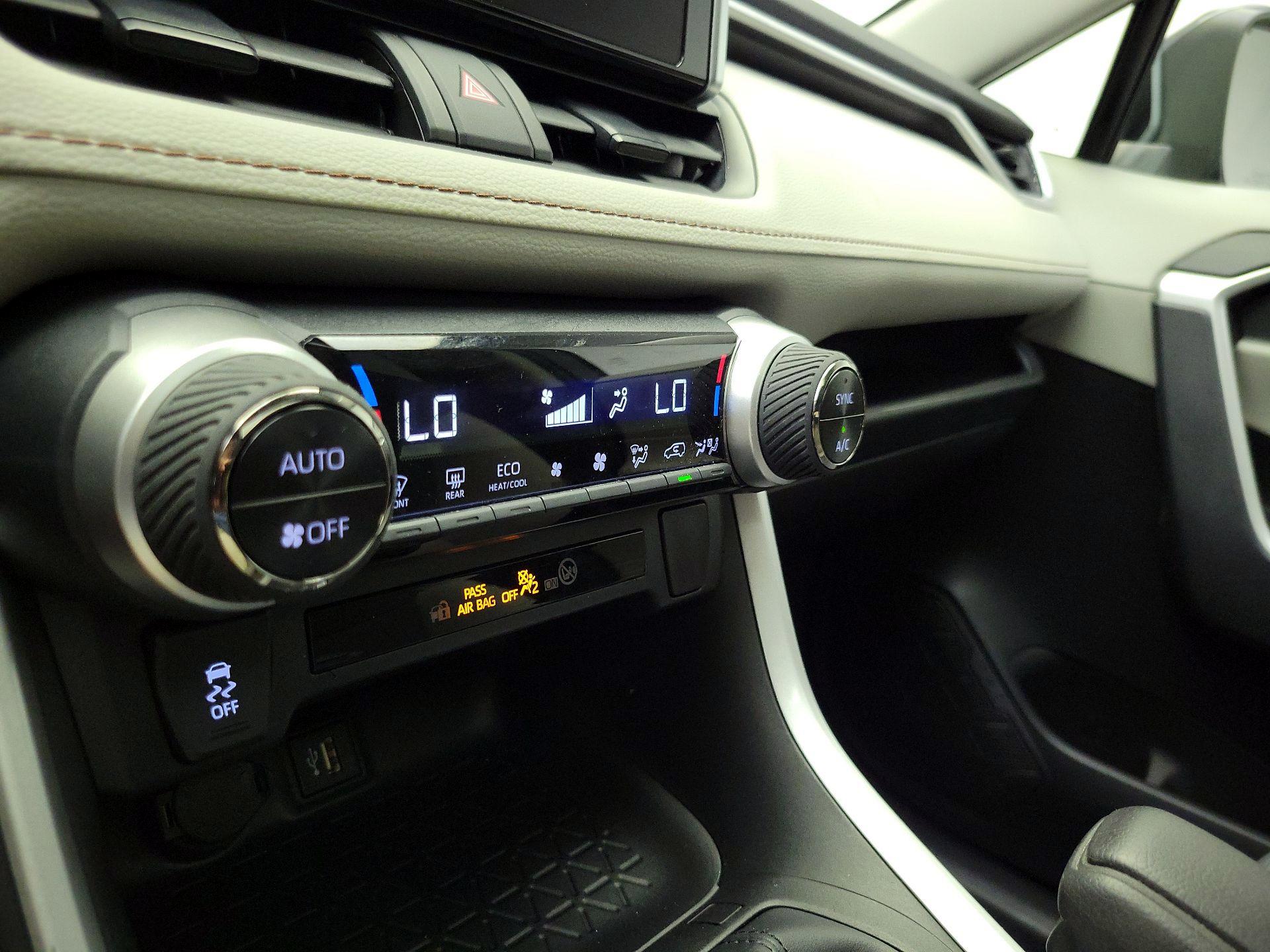 Thumbnail: 2023 Toyota RAV4 - 16