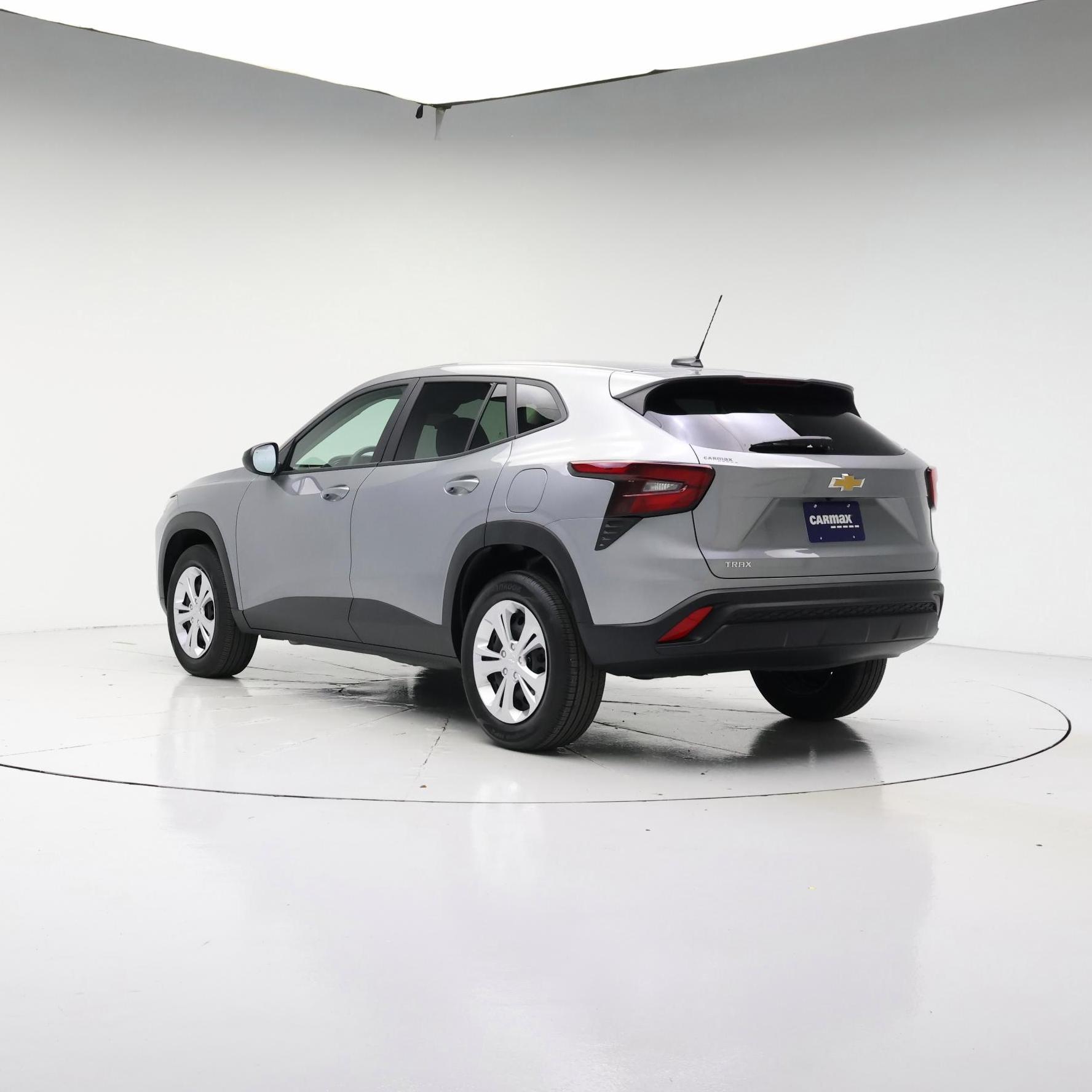 Thumbnail: 2024 Chevrolet Trax - 2