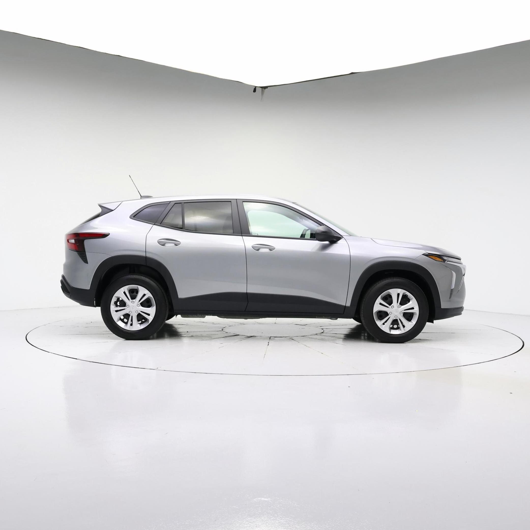 Thumbnail: 2024 Chevrolet Trax - 7