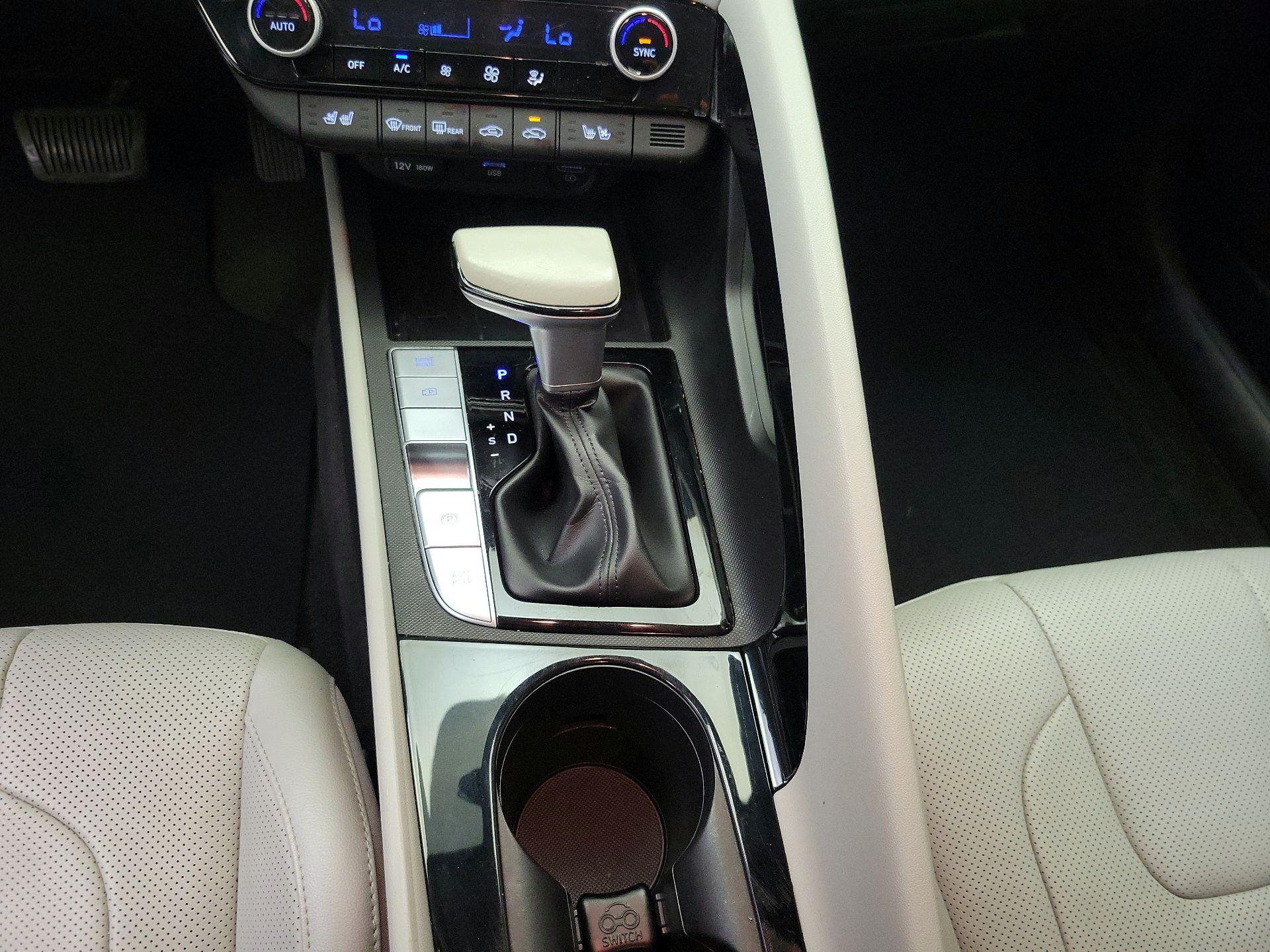 Thumbnail: 2022 Hyundai Elantra - 18