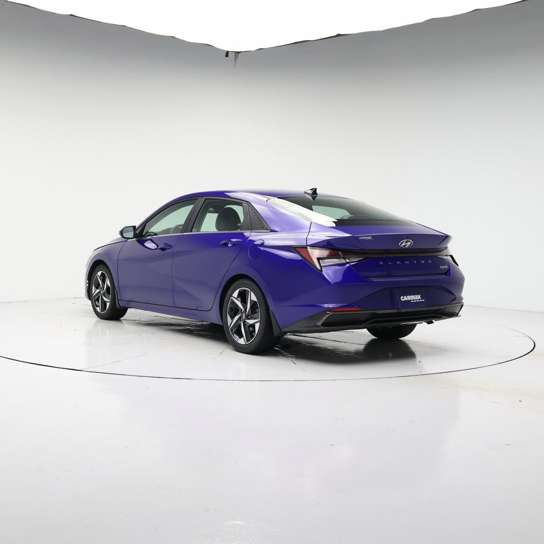 Thumbnail: 2022 Hyundai Elantra - 2