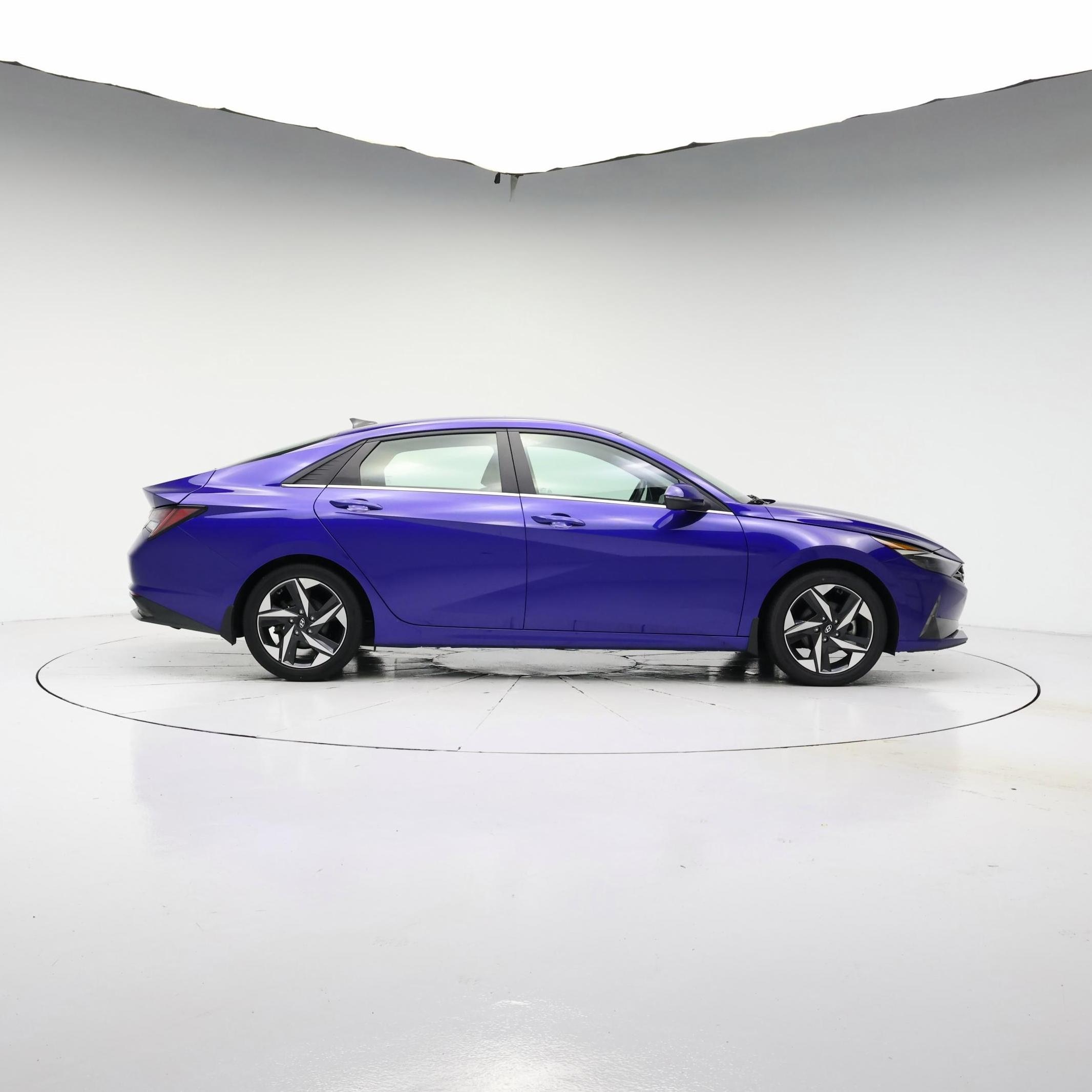Thumbnail: 2022 Hyundai Elantra - 7
