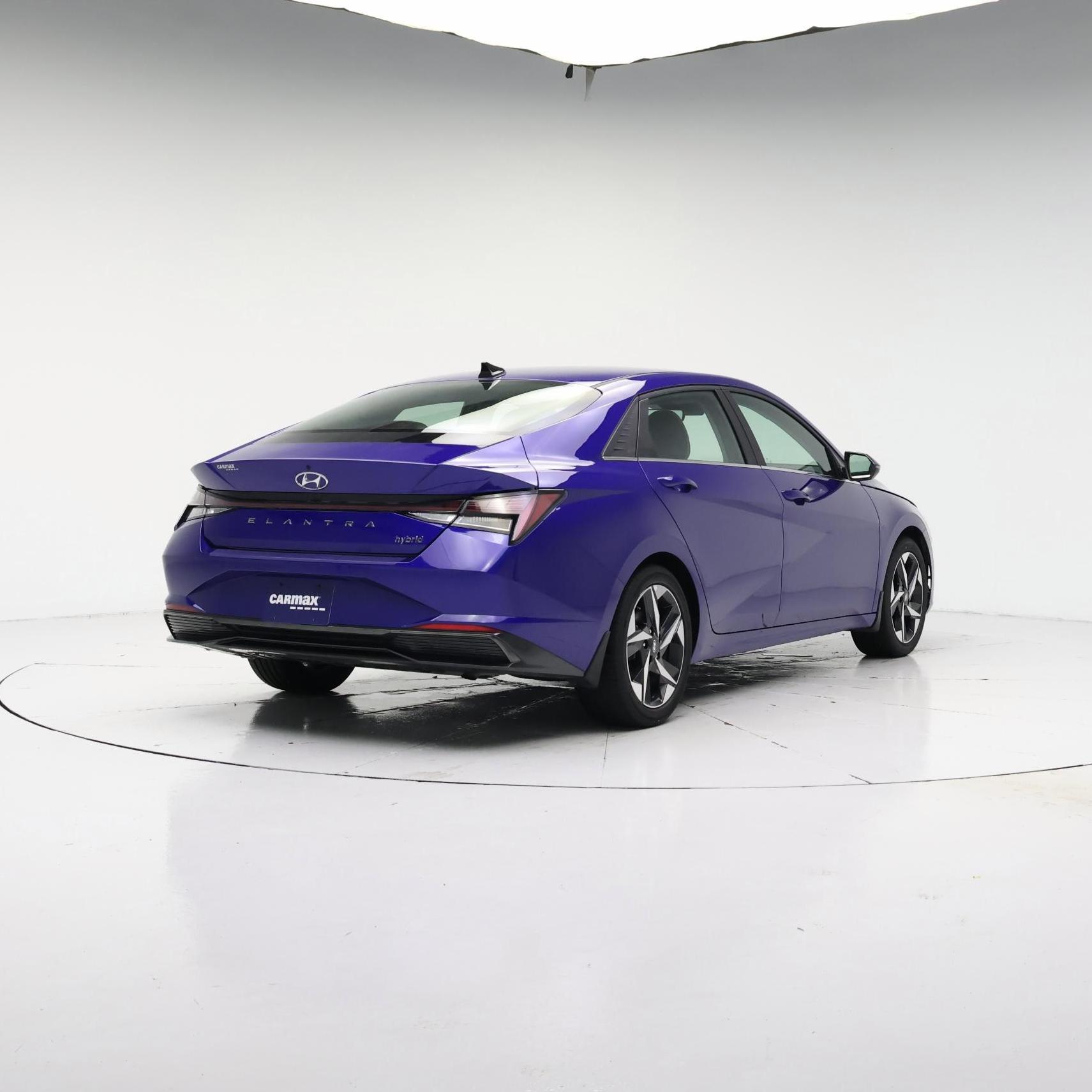 Thumbnail: 2022 Hyundai Elantra - 8