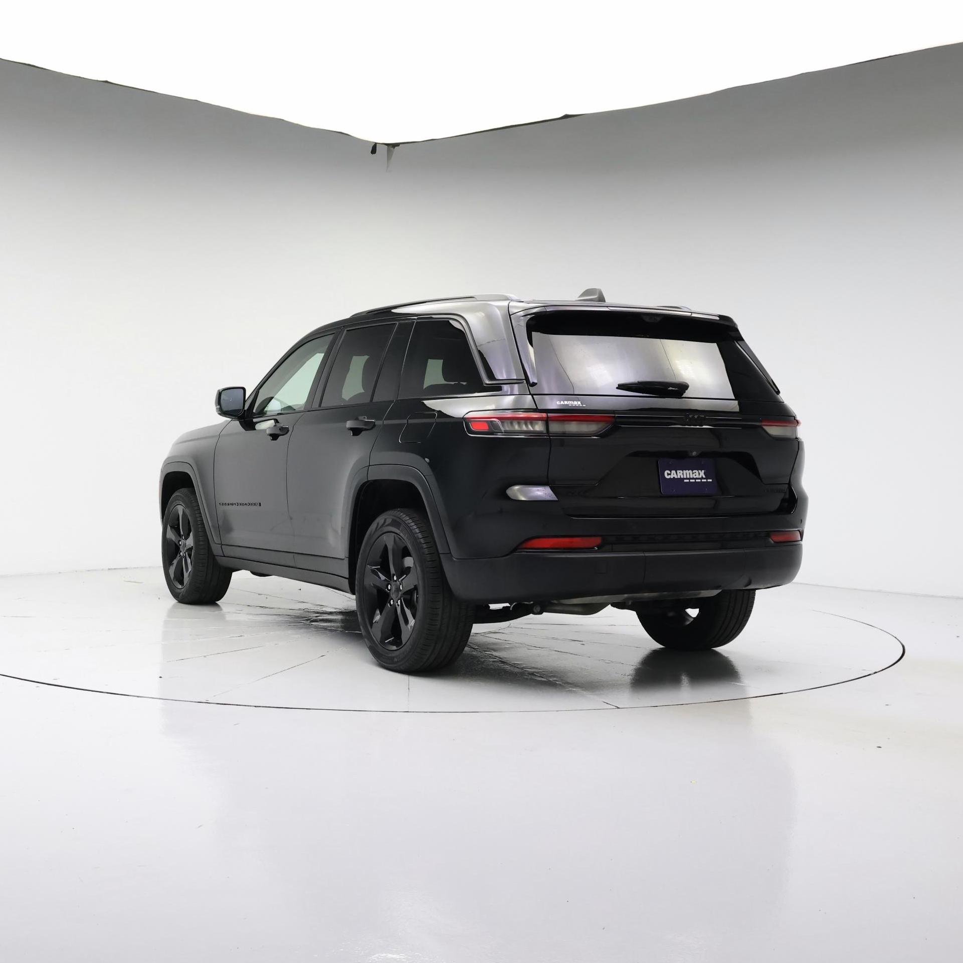 Thumbnail: 2023 Jeep Grand Cherokee - 2