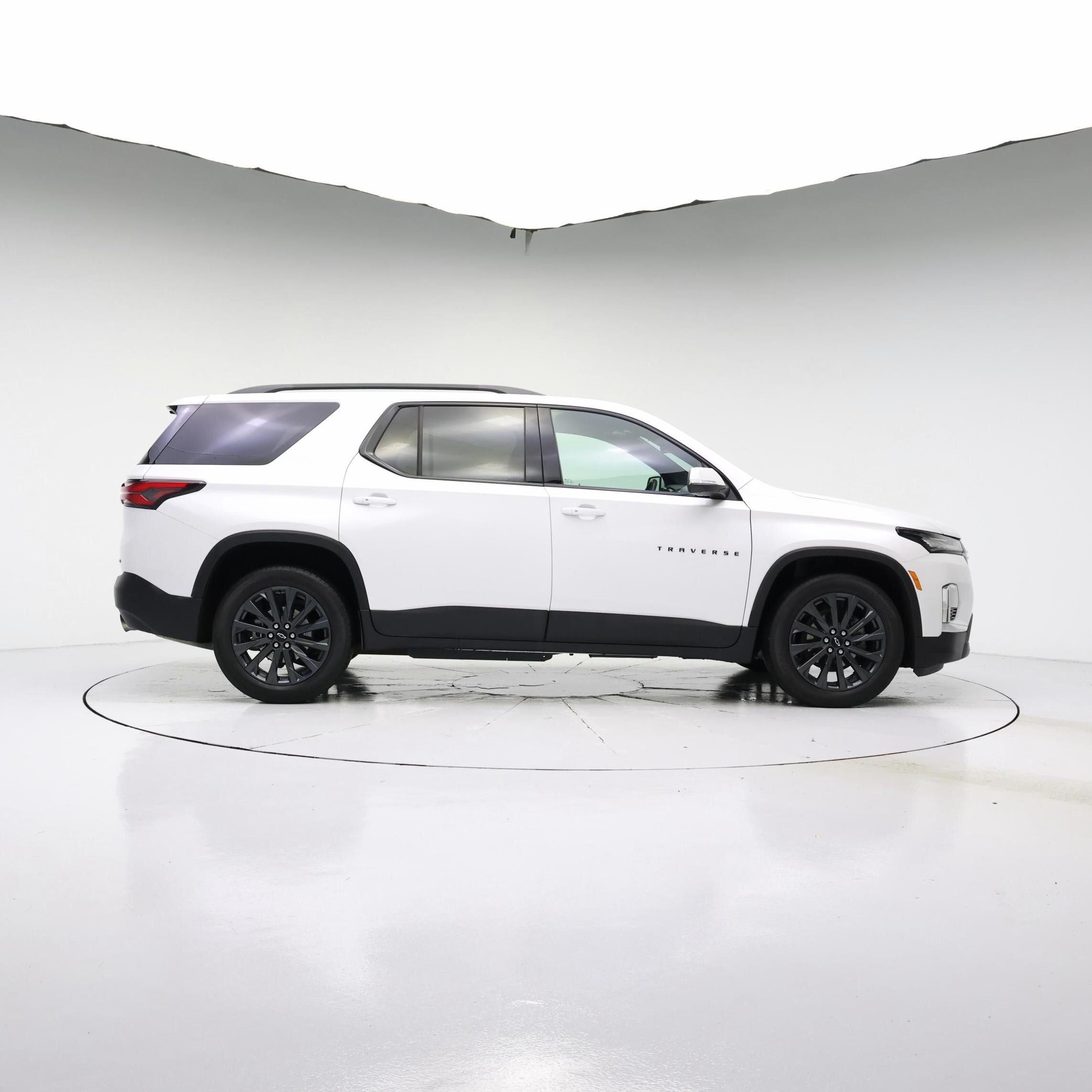 Thumbnail: 2023 Chevrolet Traverse - 7