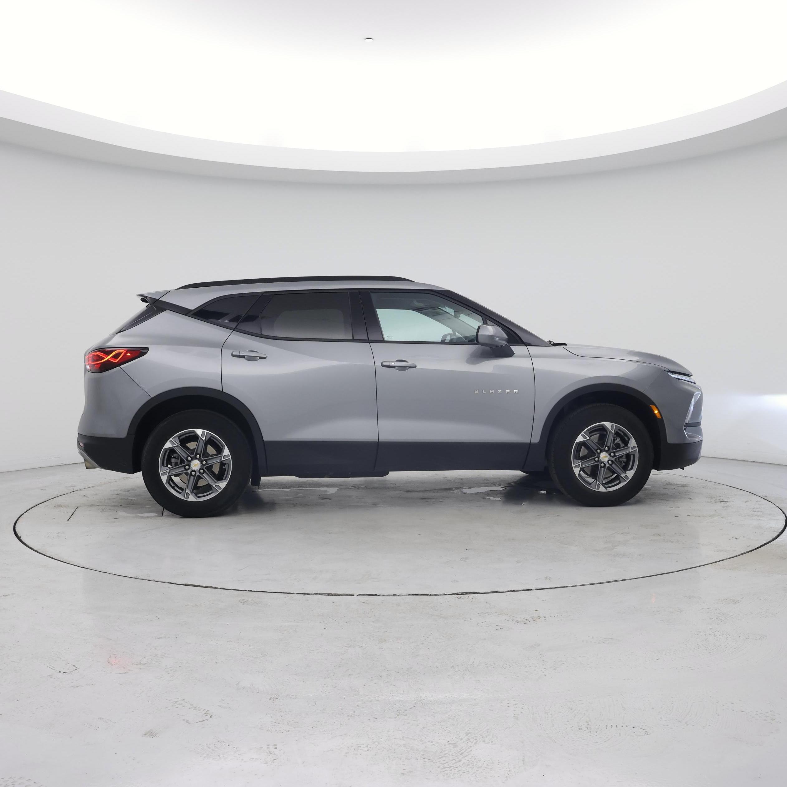 Thumbnail: 2023 Chevrolet Blazer - 7