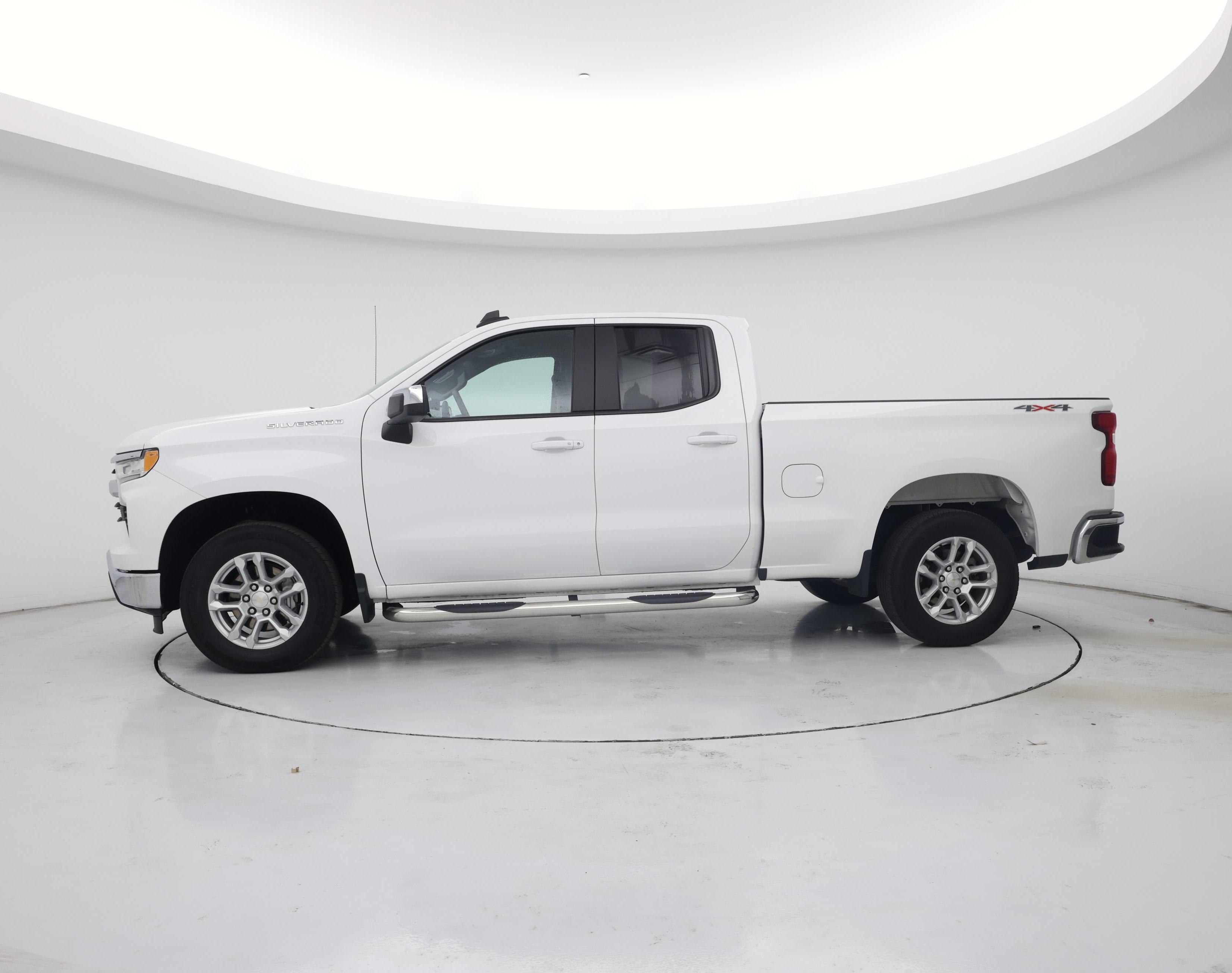 Thumbnail: 2023 Chevrolet Silverado 1500 - 3