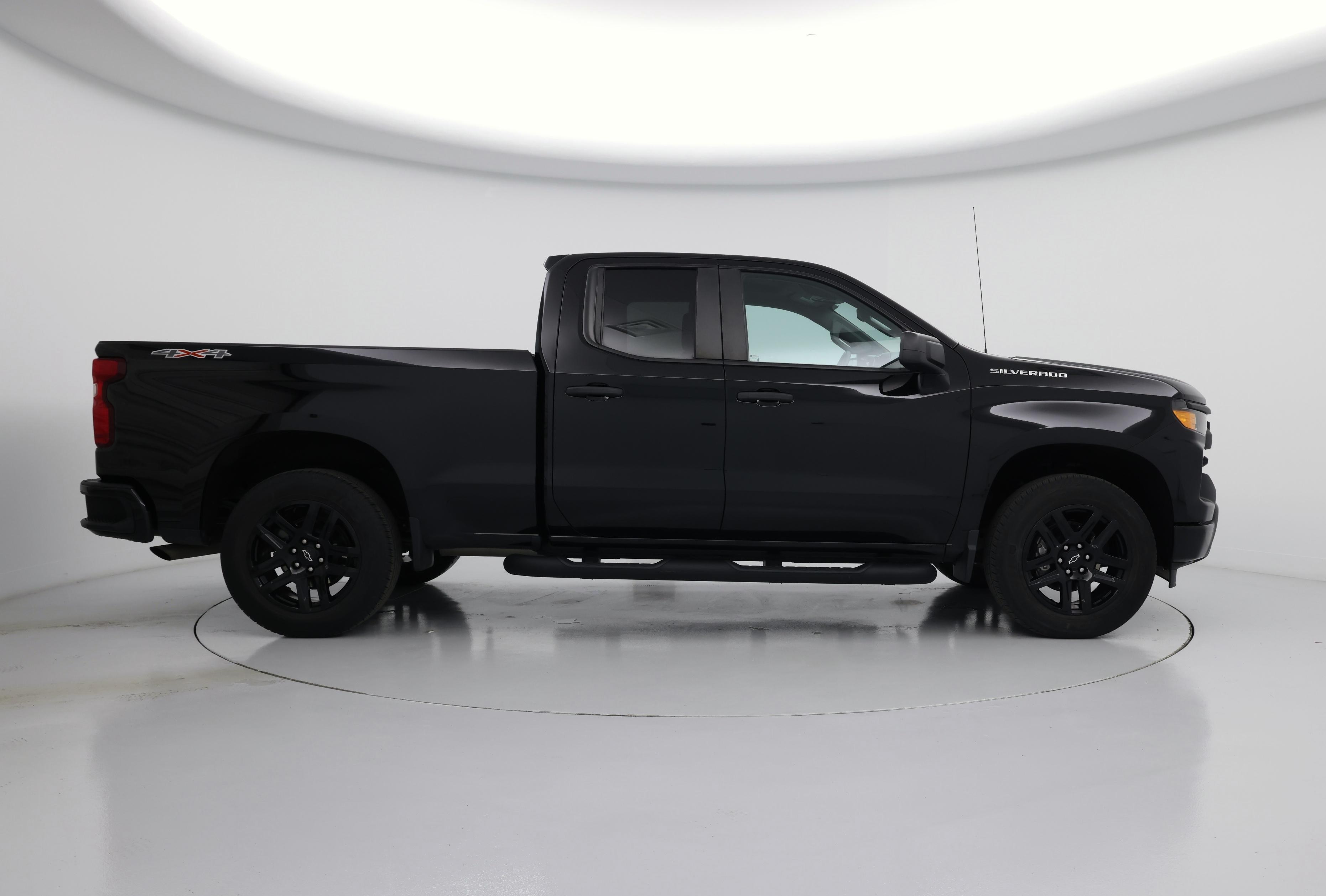 Thumbnail: 2023 Chevrolet Silverado 1500 - 7