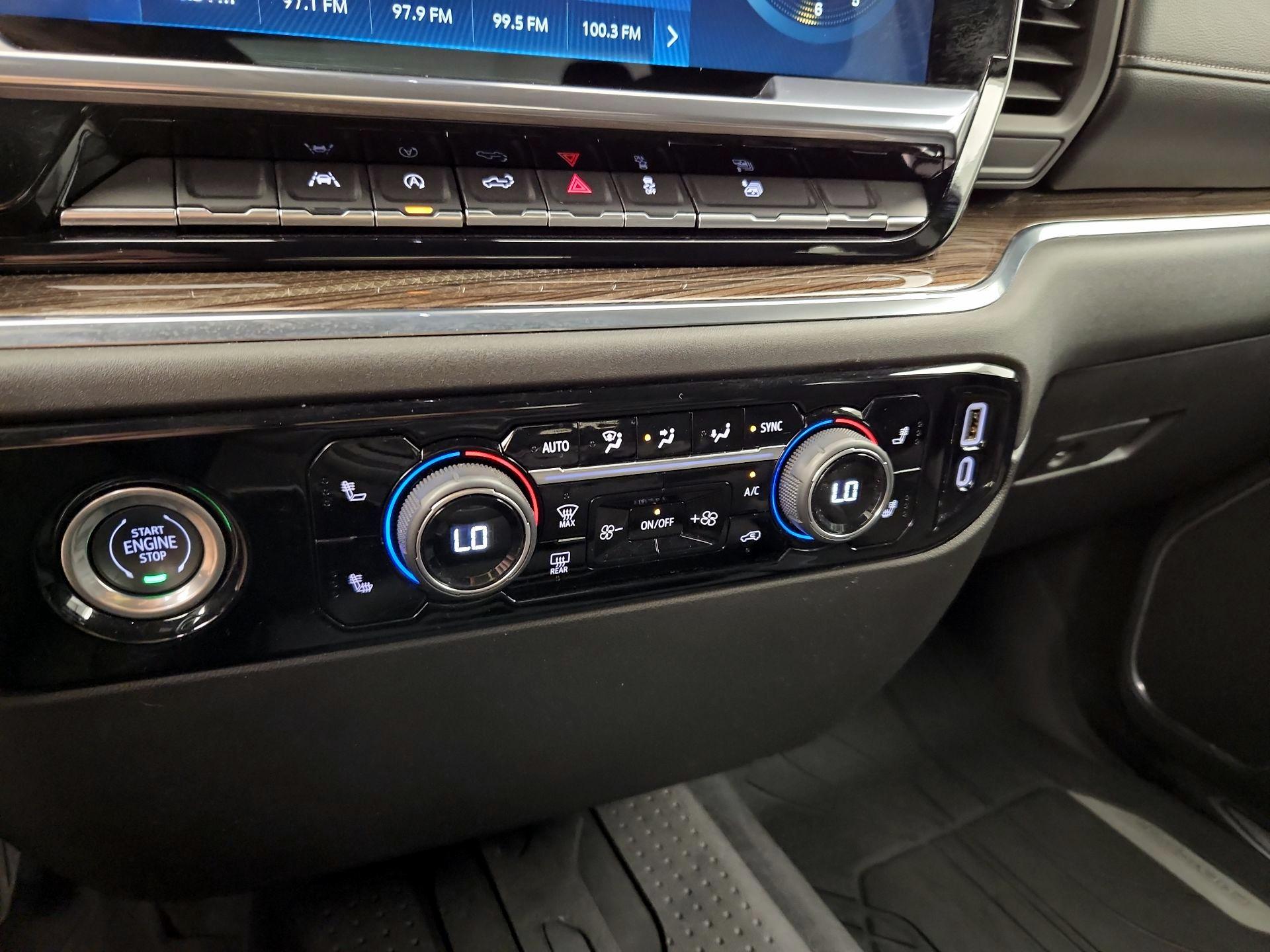 Thumbnail: 2024 Chevrolet Silverado 1500 - 17
