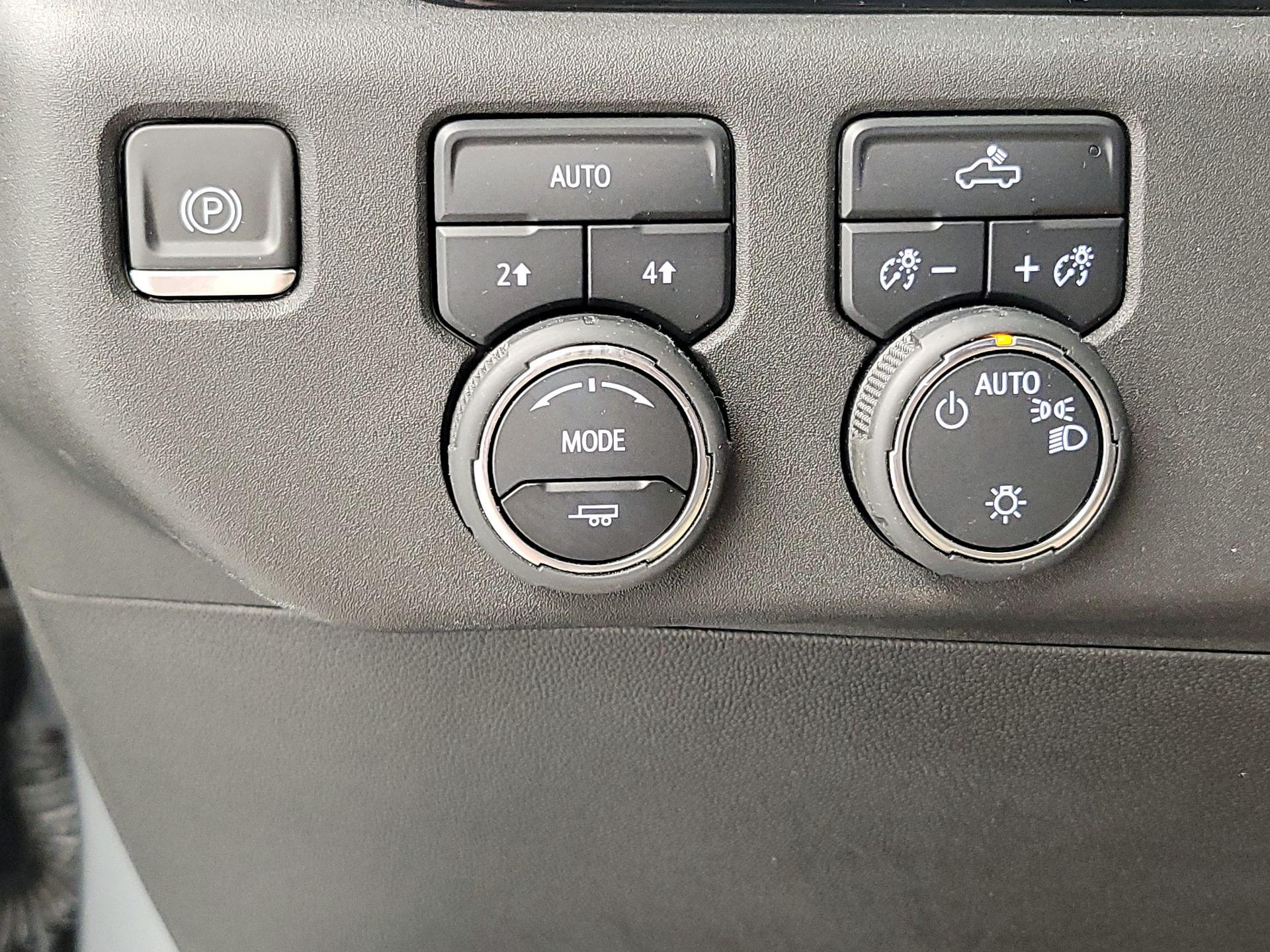 Thumbnail: 2024 Chevrolet Silverado 1500 - 13
