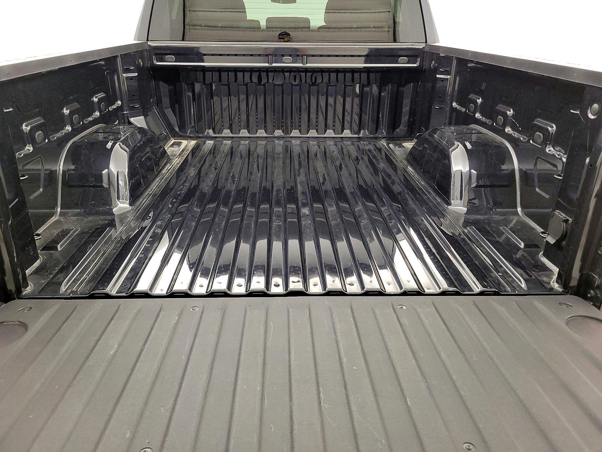 Thumbnail: 2023 Chevrolet Silverado 1500 - 20