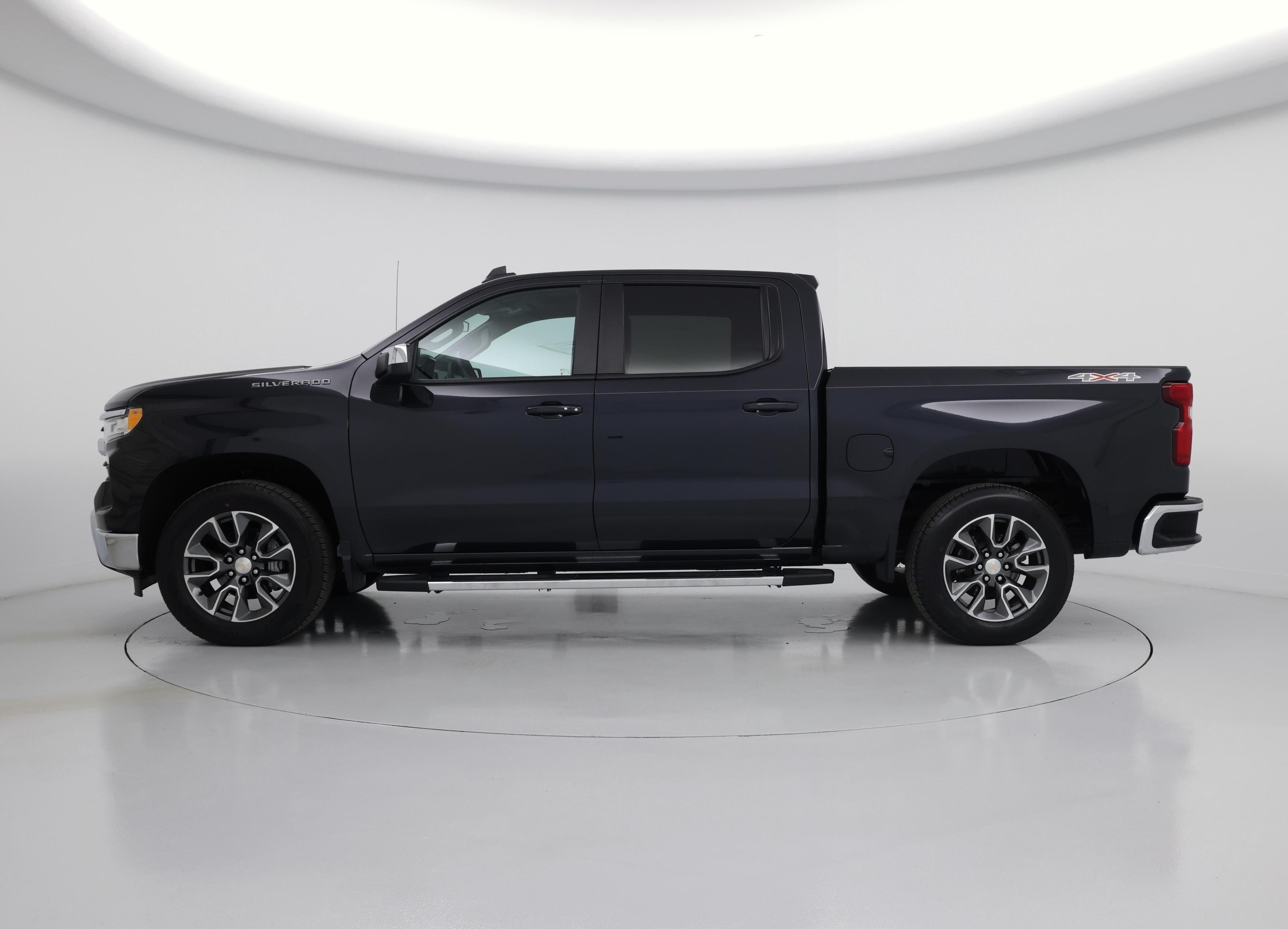 Thumbnail: 2023 Chevrolet Silverado 1500 - 3