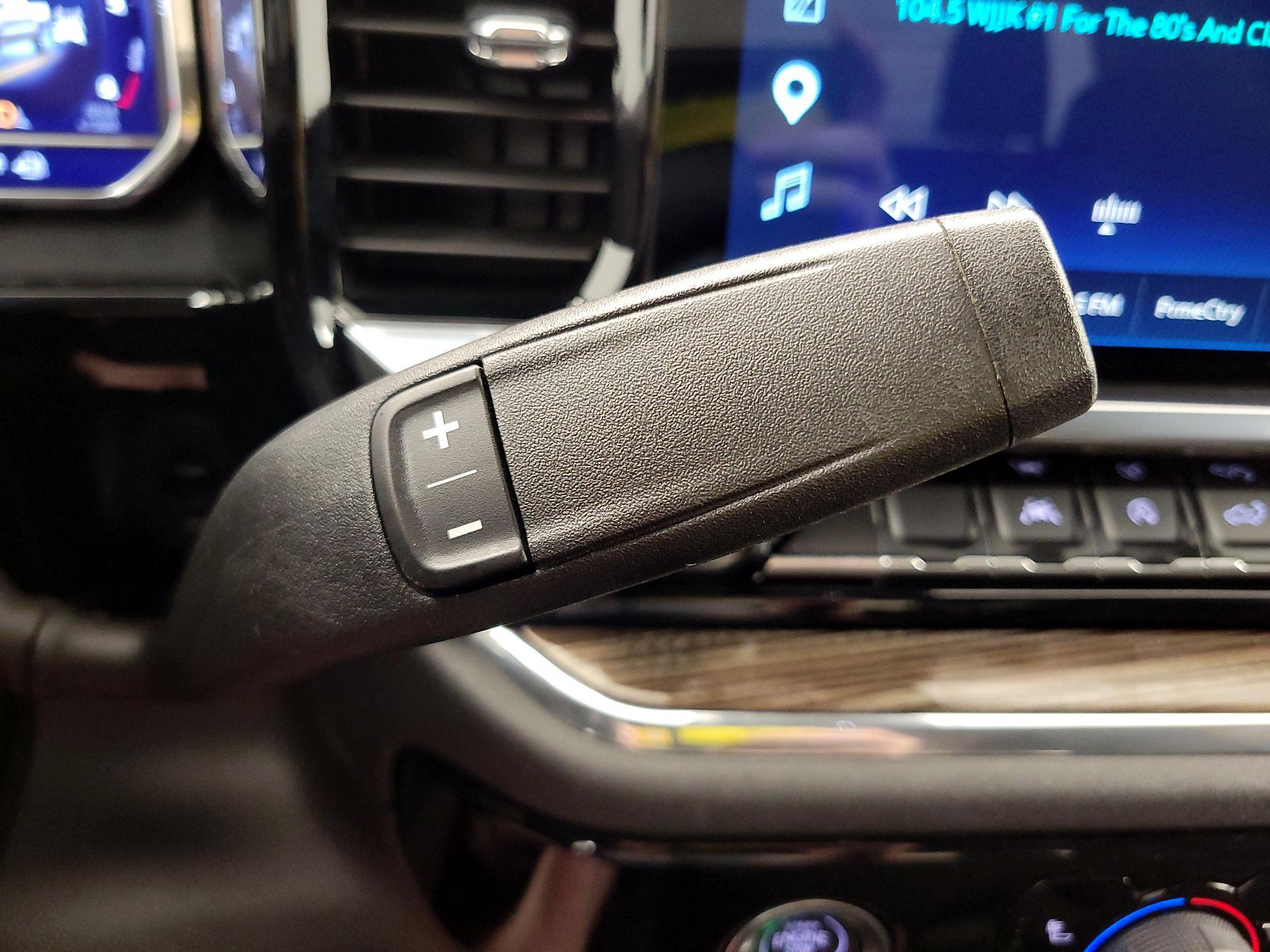 Thumbnail: 2023 Chevrolet Silverado 1500 - 17