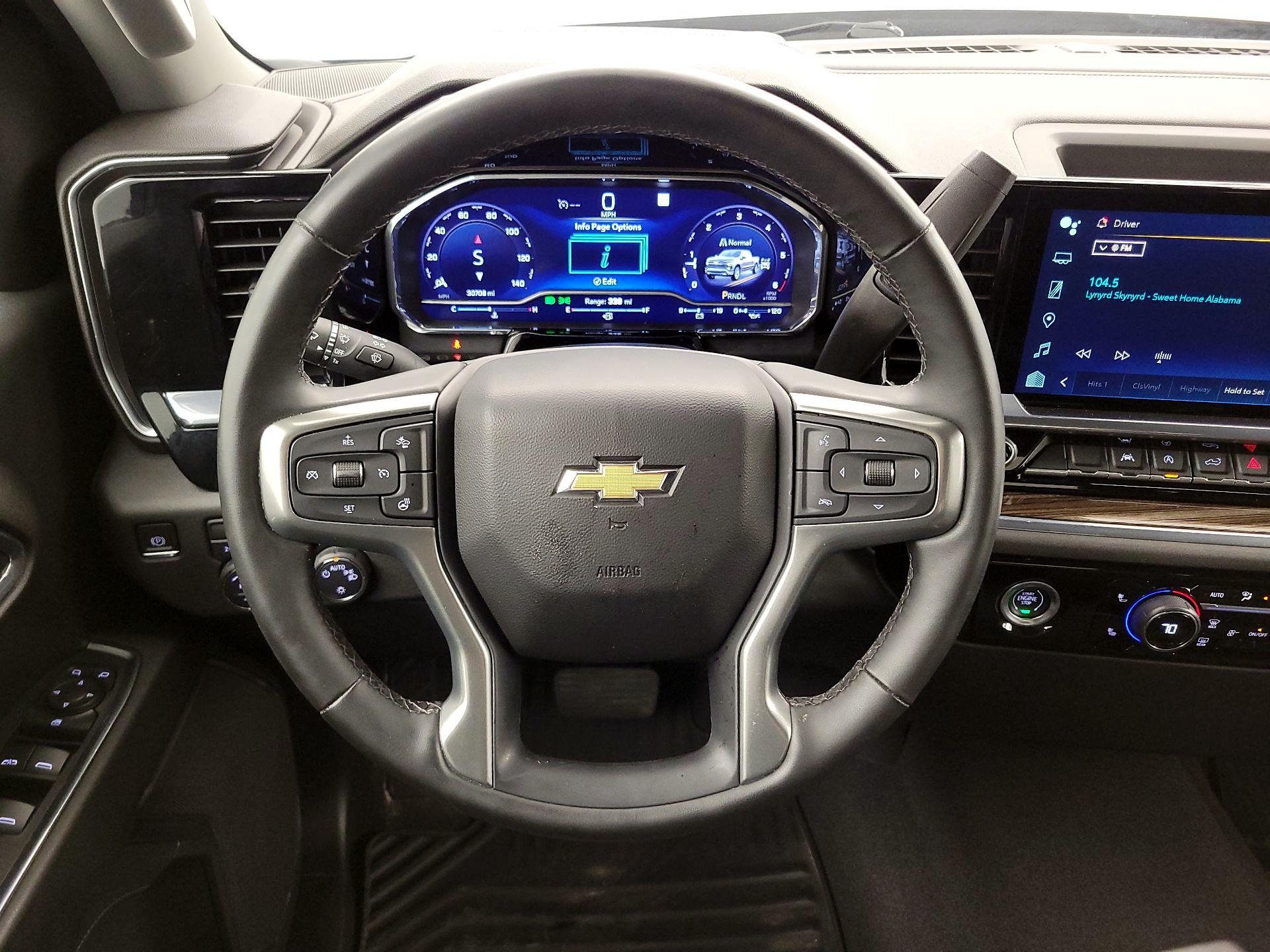 Thumbnail: 2023 Chevrolet Silverado 1500 - 10