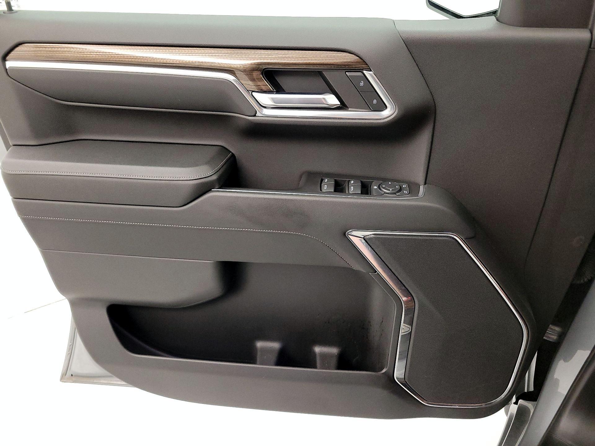 Thumbnail: 2023 Chevrolet Silverado 1500 - 12