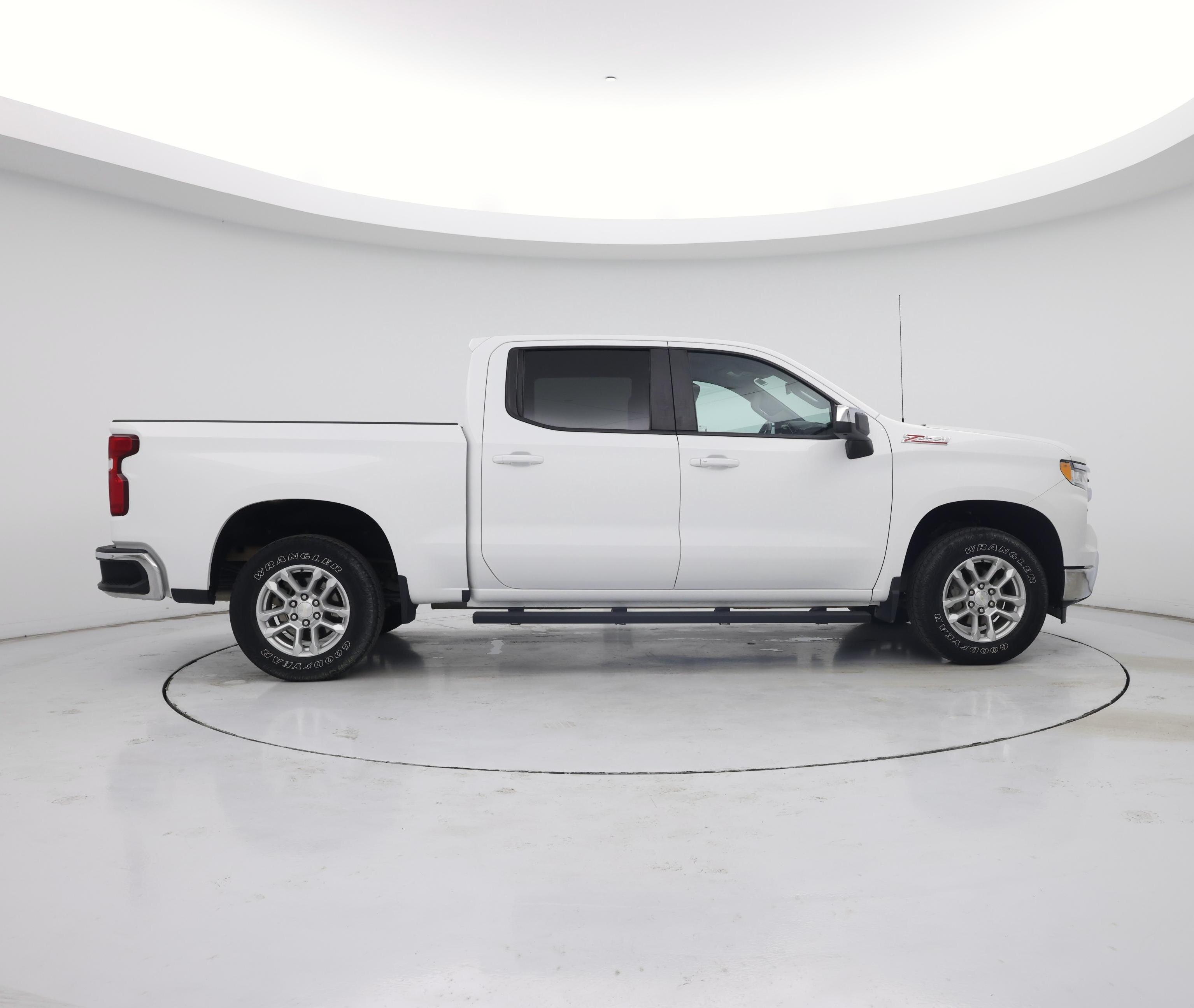 Thumbnail: 2023 Chevrolet Silverado 1500 - 7