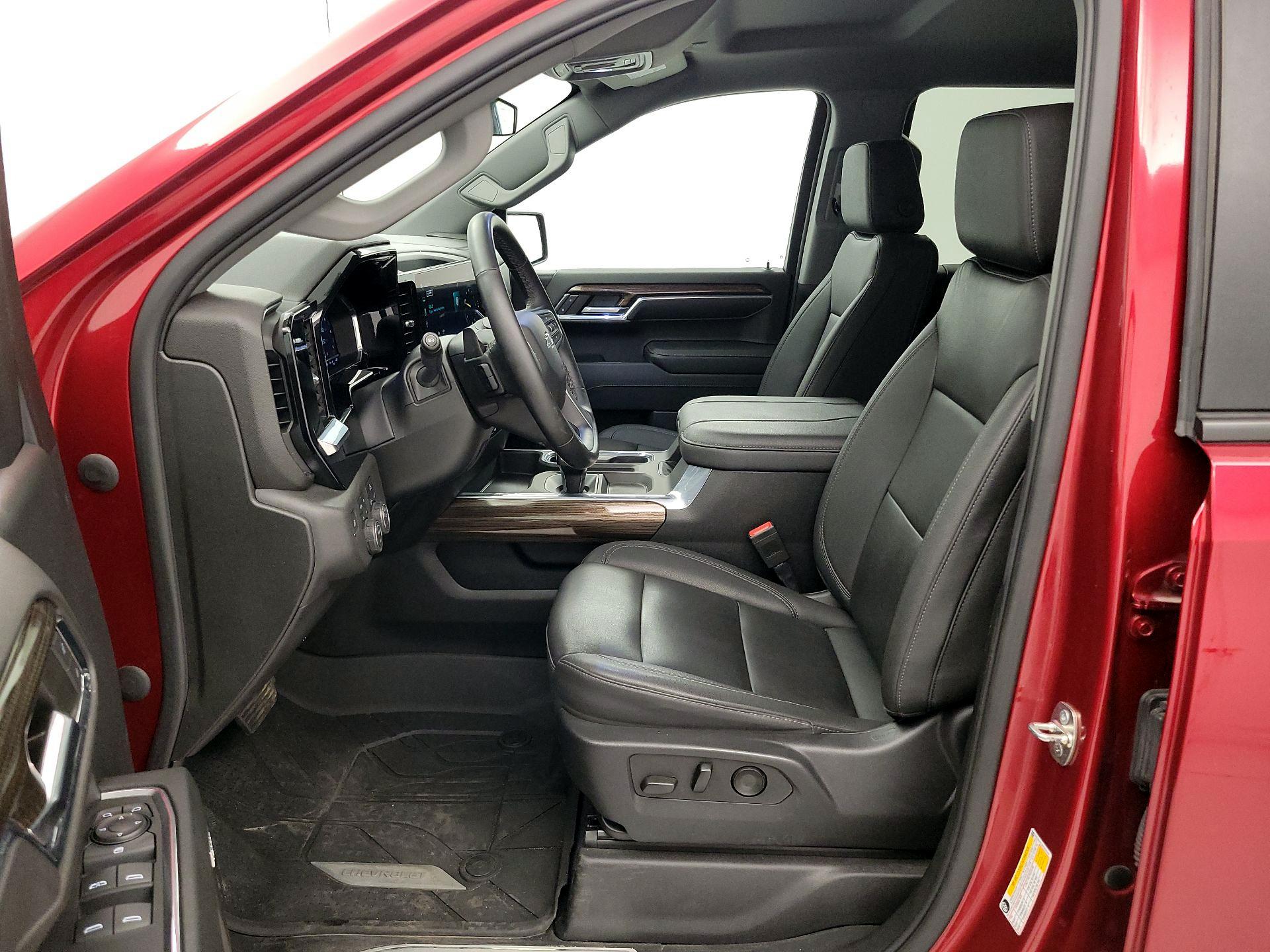 Thumbnail: 2023 Chevrolet Silverado 1500 - 11