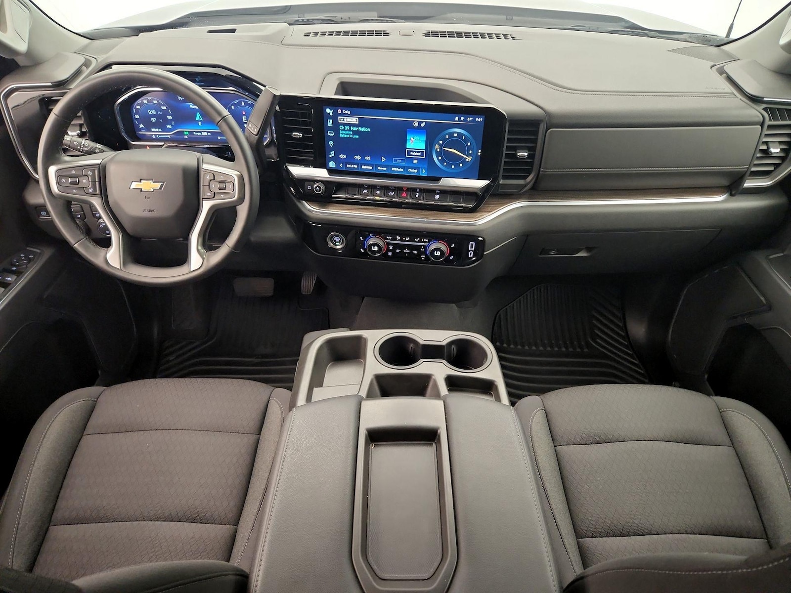2023 Chevrolet Silverado 1500 LT - Photo 10