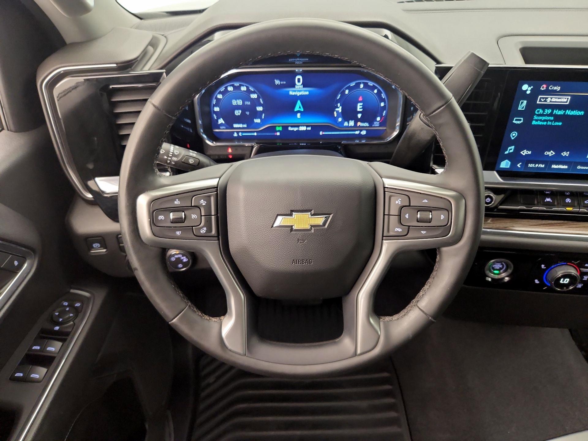 Thumbnail: 2023 Chevrolet Silverado 1500 - 10