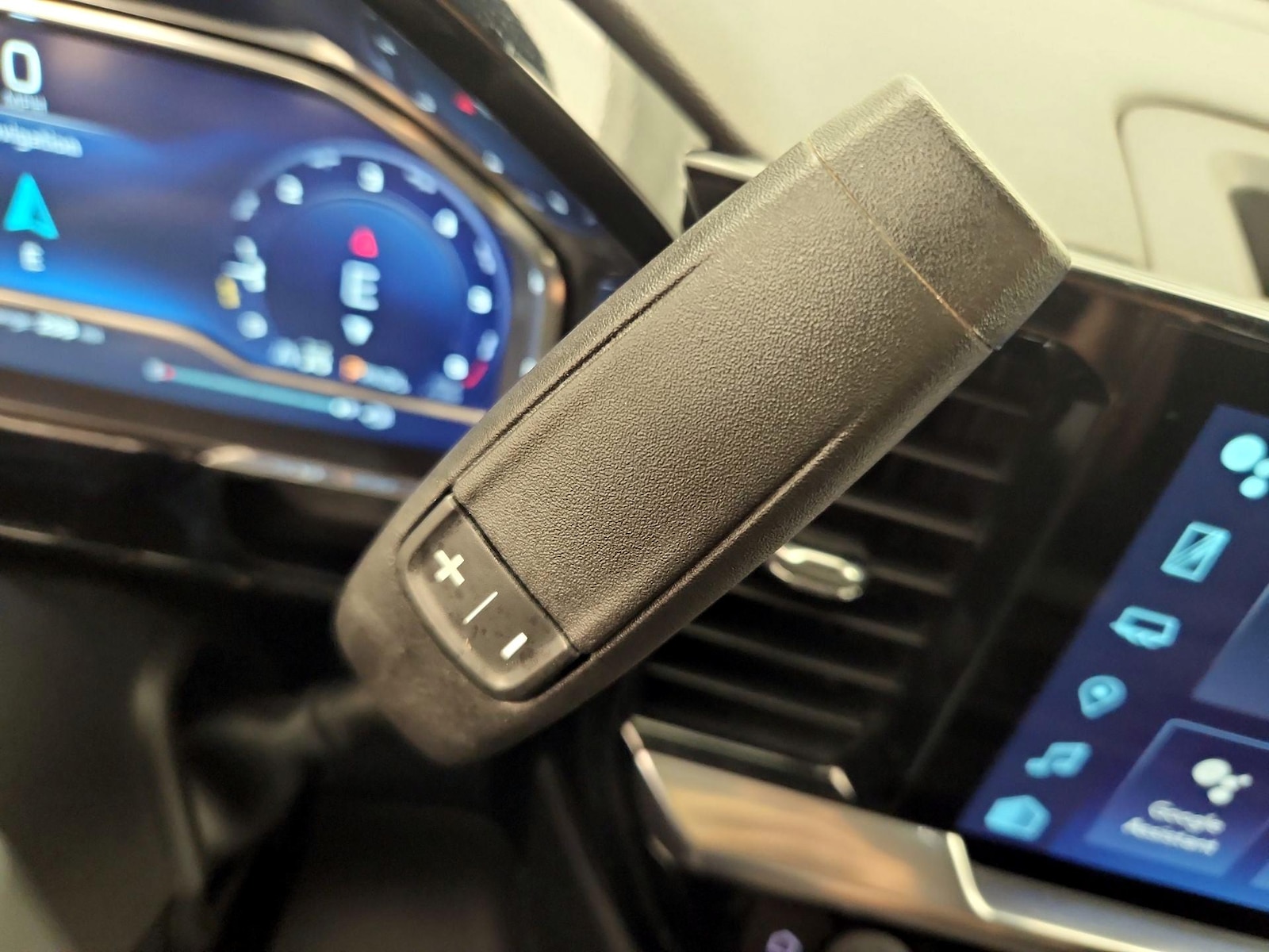 2023 Chevrolet Silverado 1500 LT - Photo 18