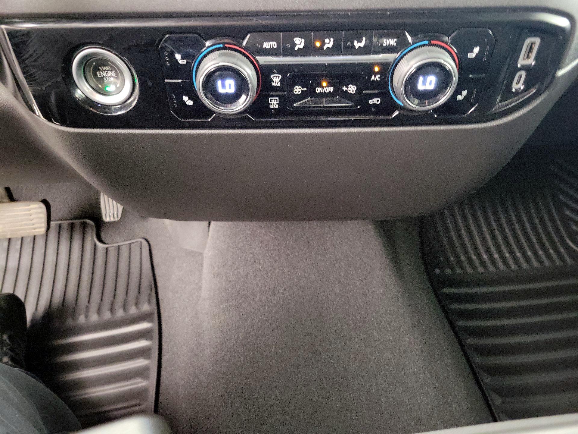 Thumbnail: 2023 Chevrolet Silverado 1500 - 17