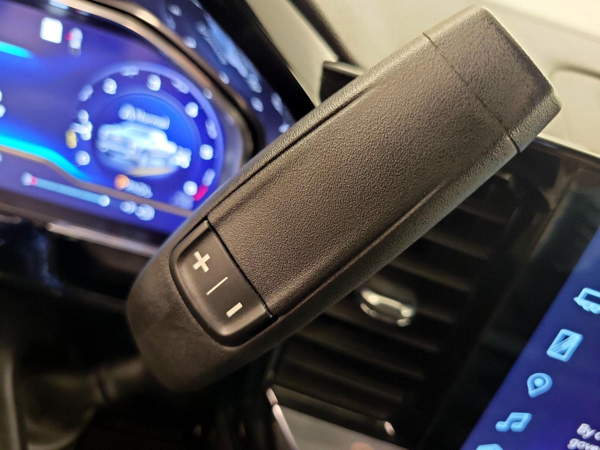 Thumbnail: 2023 Chevrolet Silverado 1500 - 18