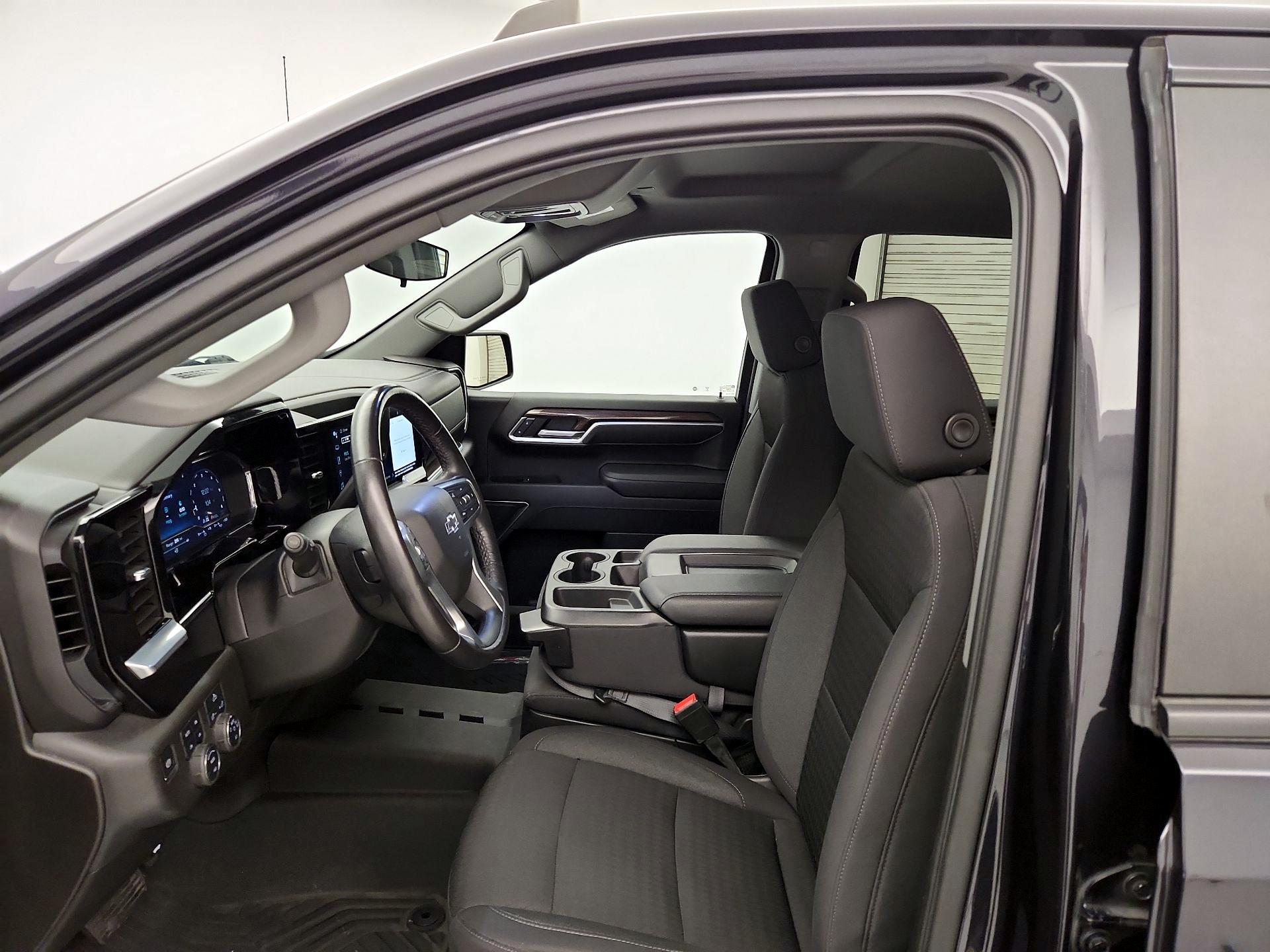 Thumbnail: 2022 Chevrolet Silverado 1500 - 11