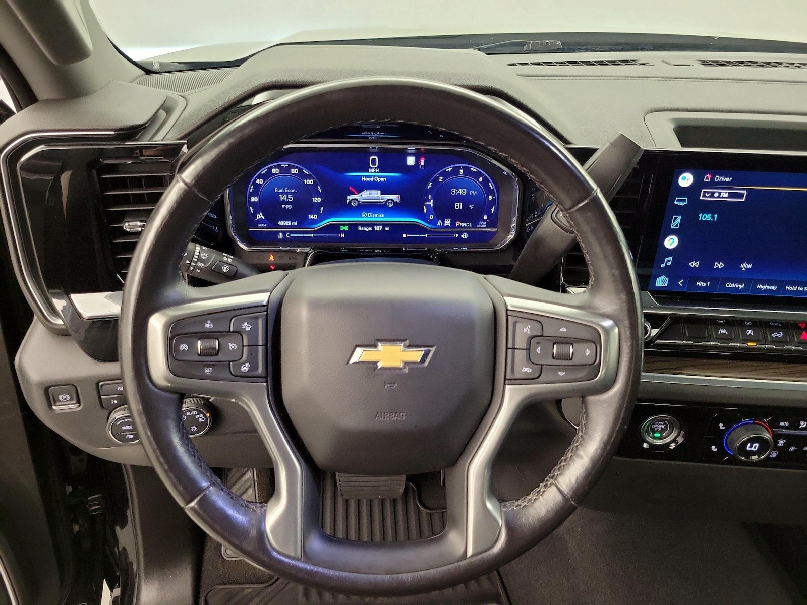 2022 Chevrolet Silverado 1500 LT - Photo 11