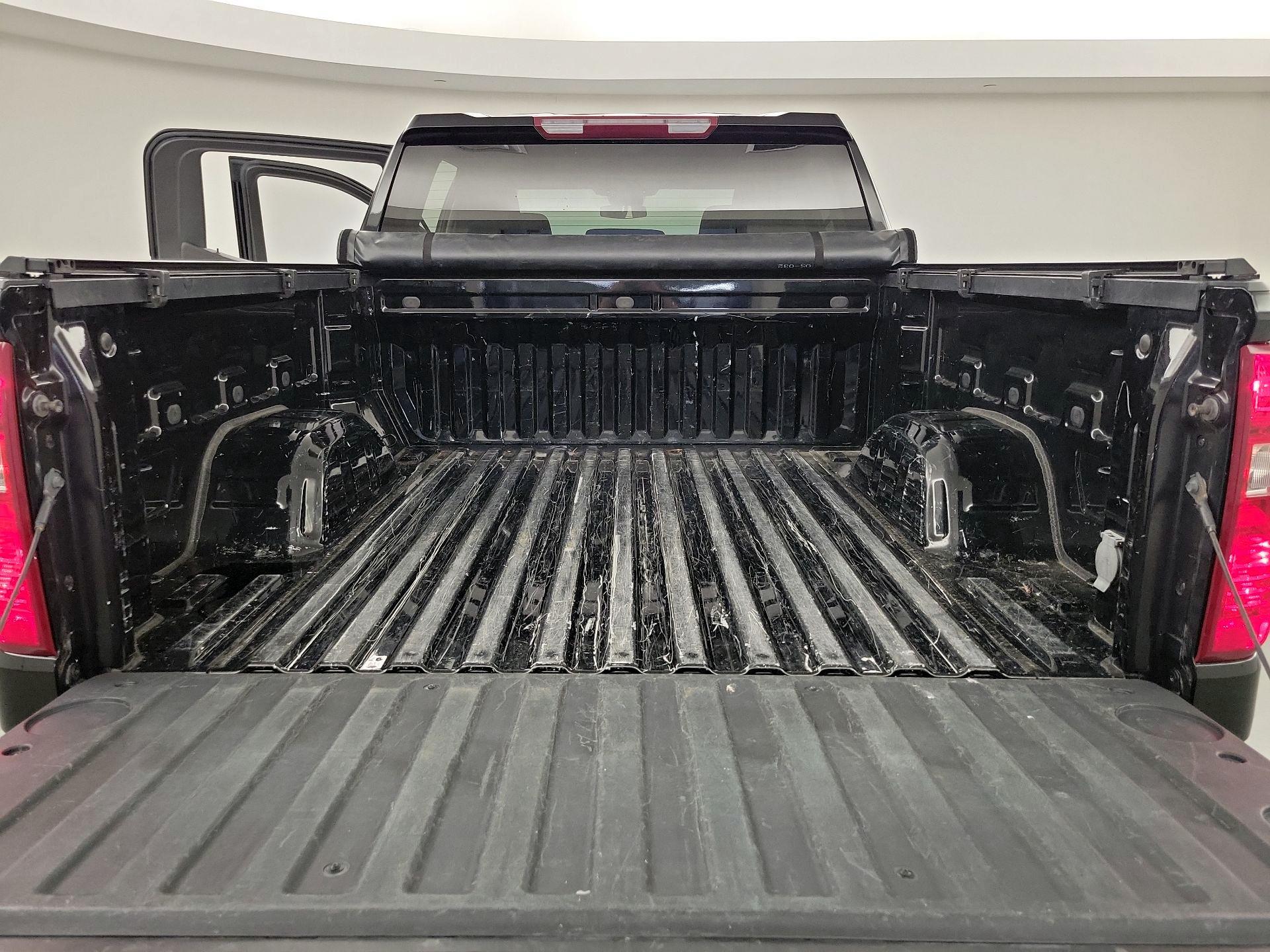 Thumbnail: 2022 Chevrolet Silverado 1500 - 20