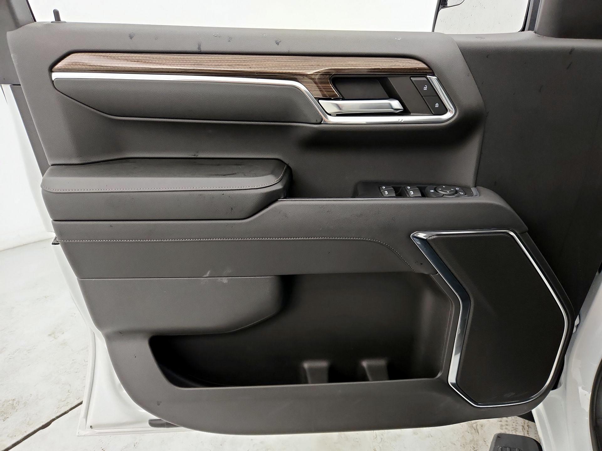 Thumbnail: 2023 Chevrolet Silverado 1500 - 12