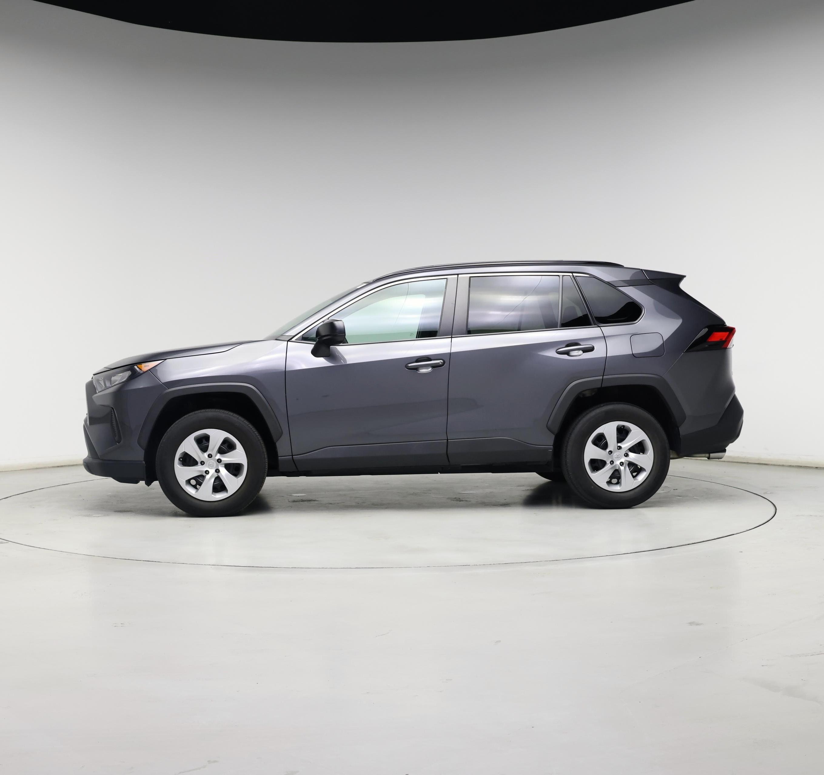 Thumbnail: 2021 Toyota RAV4 - 3